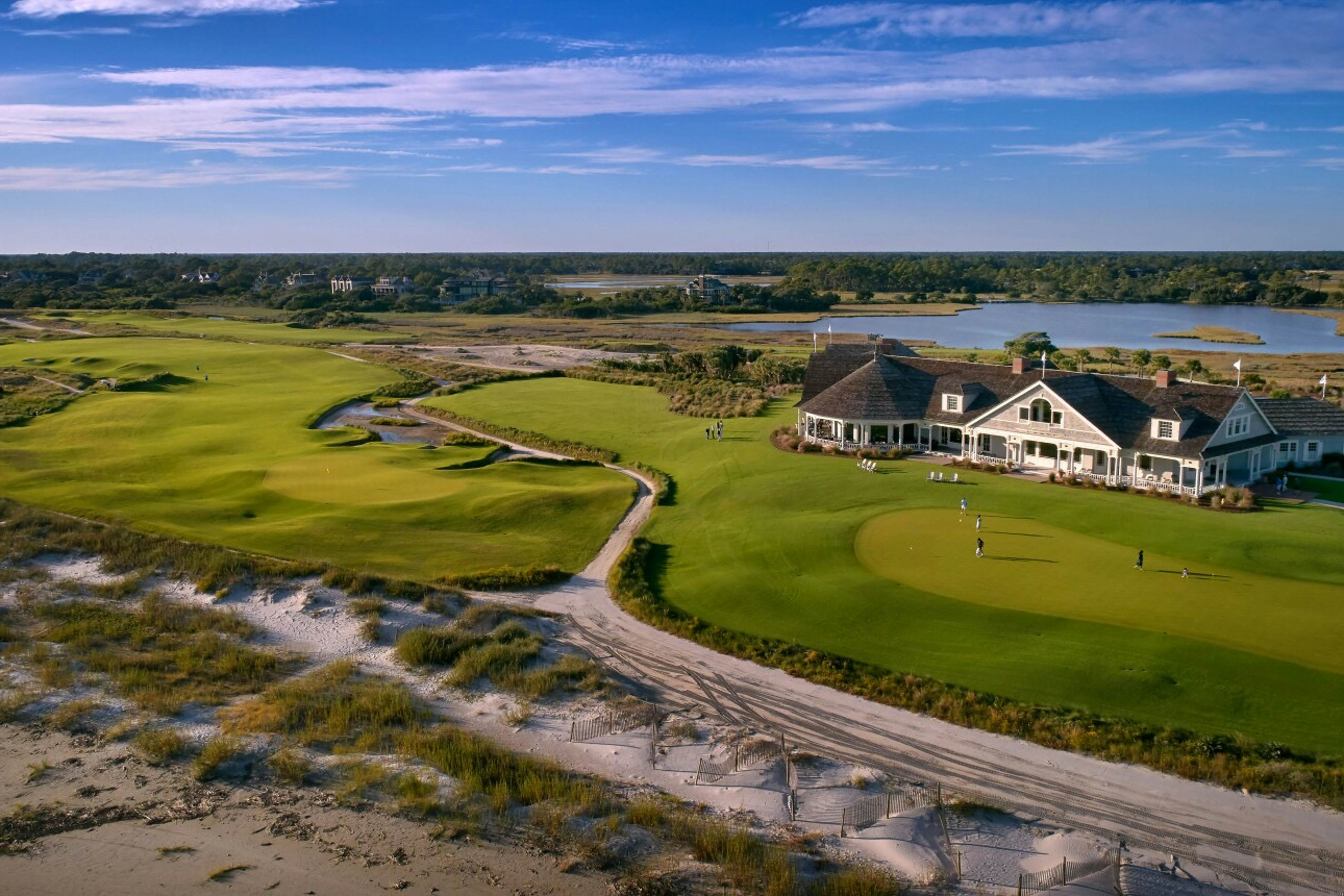 Cozy Kiawah Island villa centrally located near local attractions