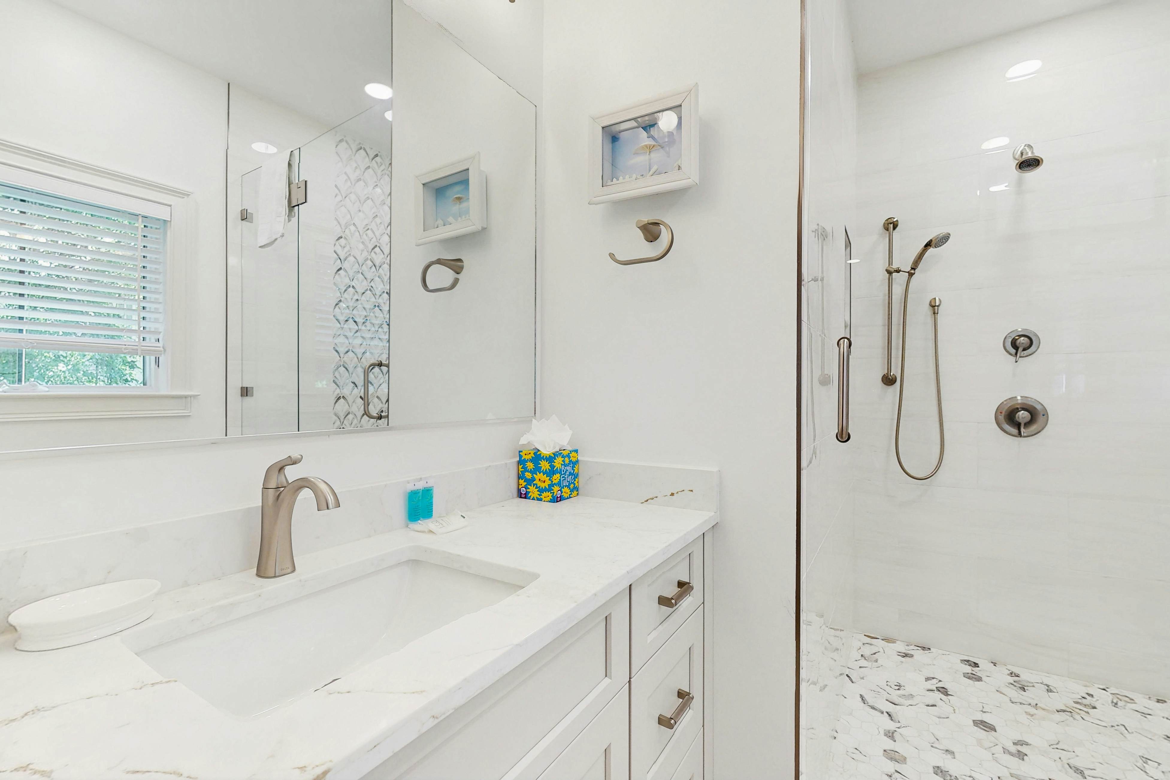 Gorgeous home with panoramic ocean views, private pool, & hot tub