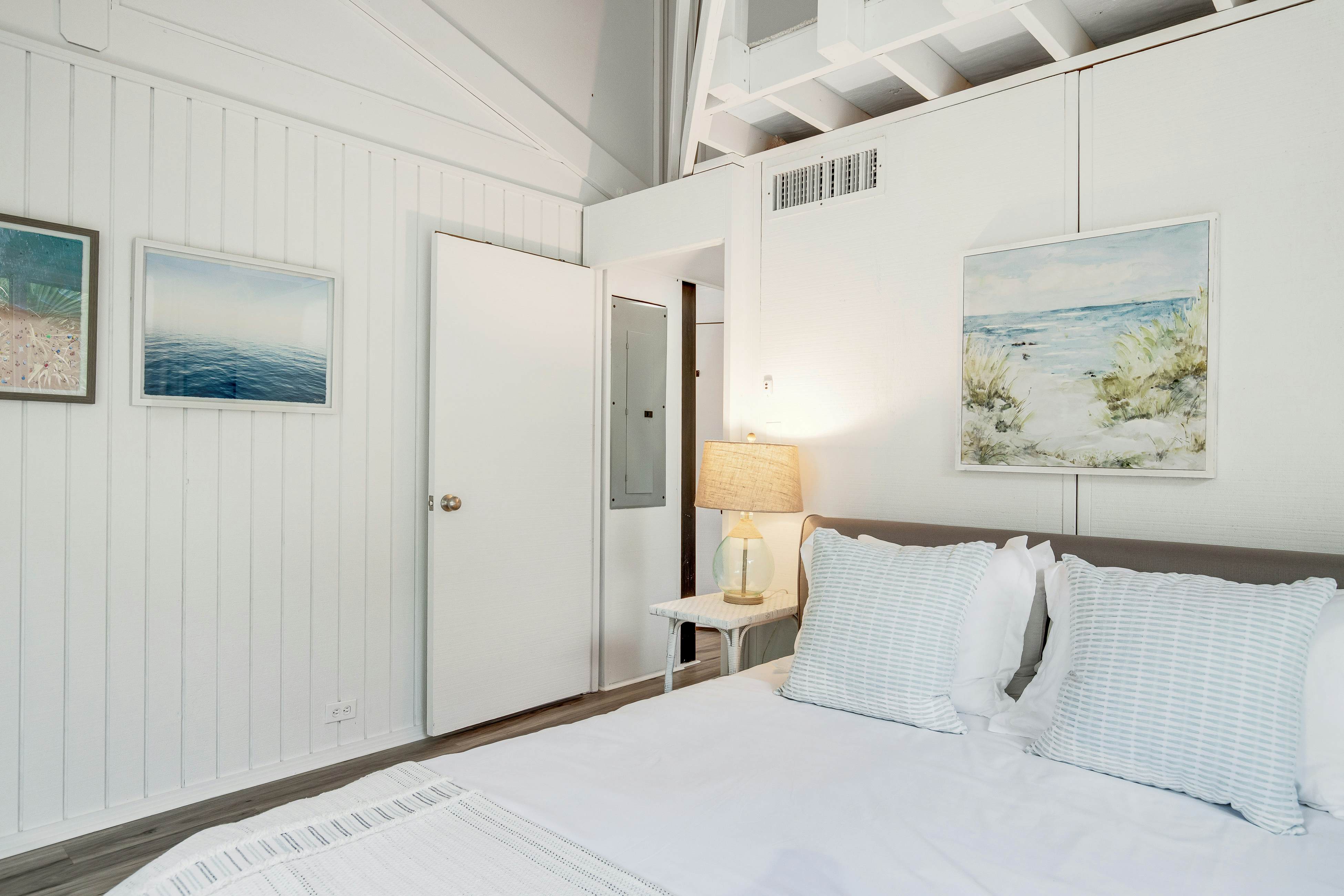 Lakefront home with lagoon view, deck & AC - close to beach, golf, & pools