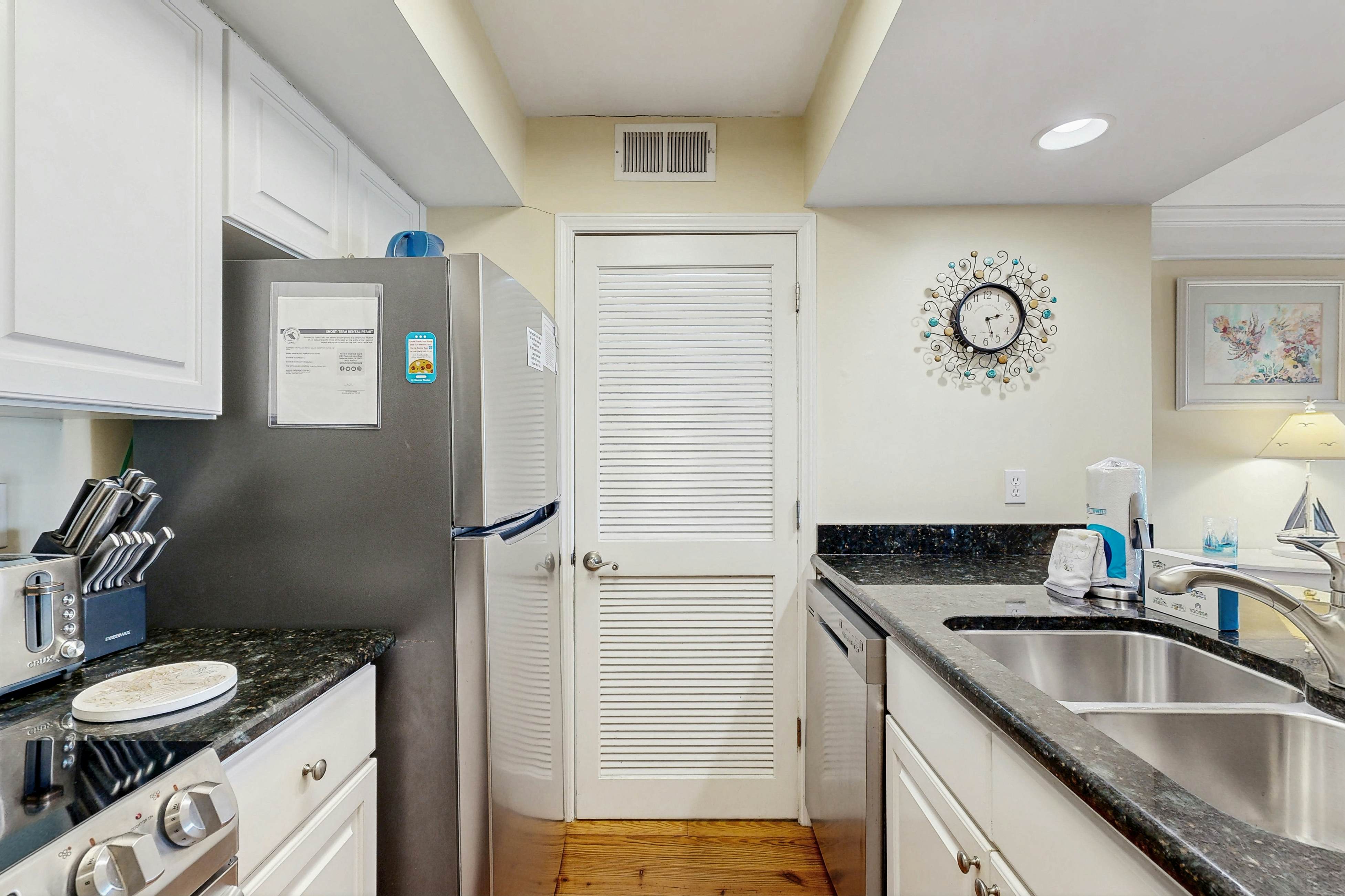 Condo with sunset views, with ocean/inlet views - walk to the Beach Club