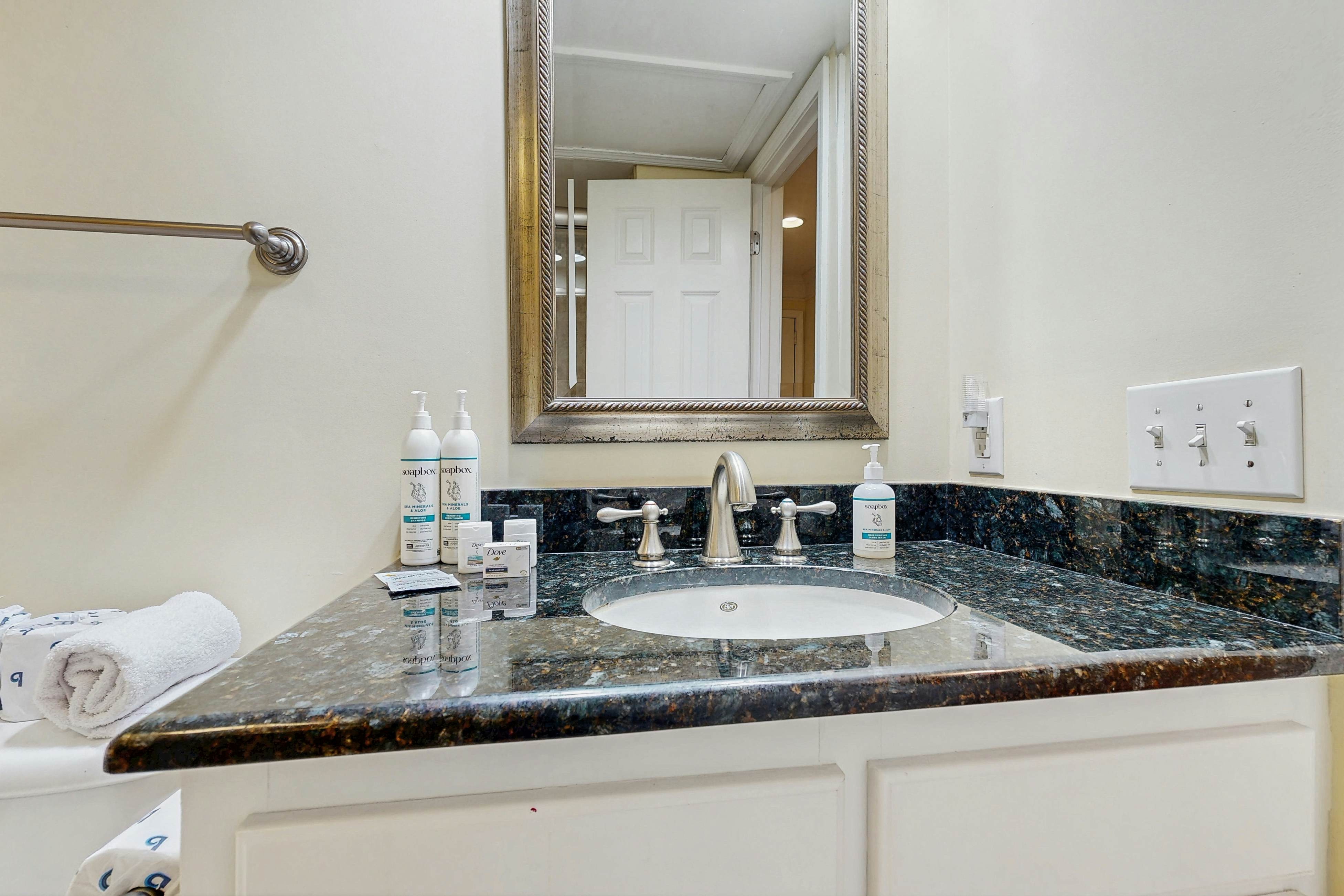 Condo with sunset views, with ocean/inlet views - walk to the Beach Club