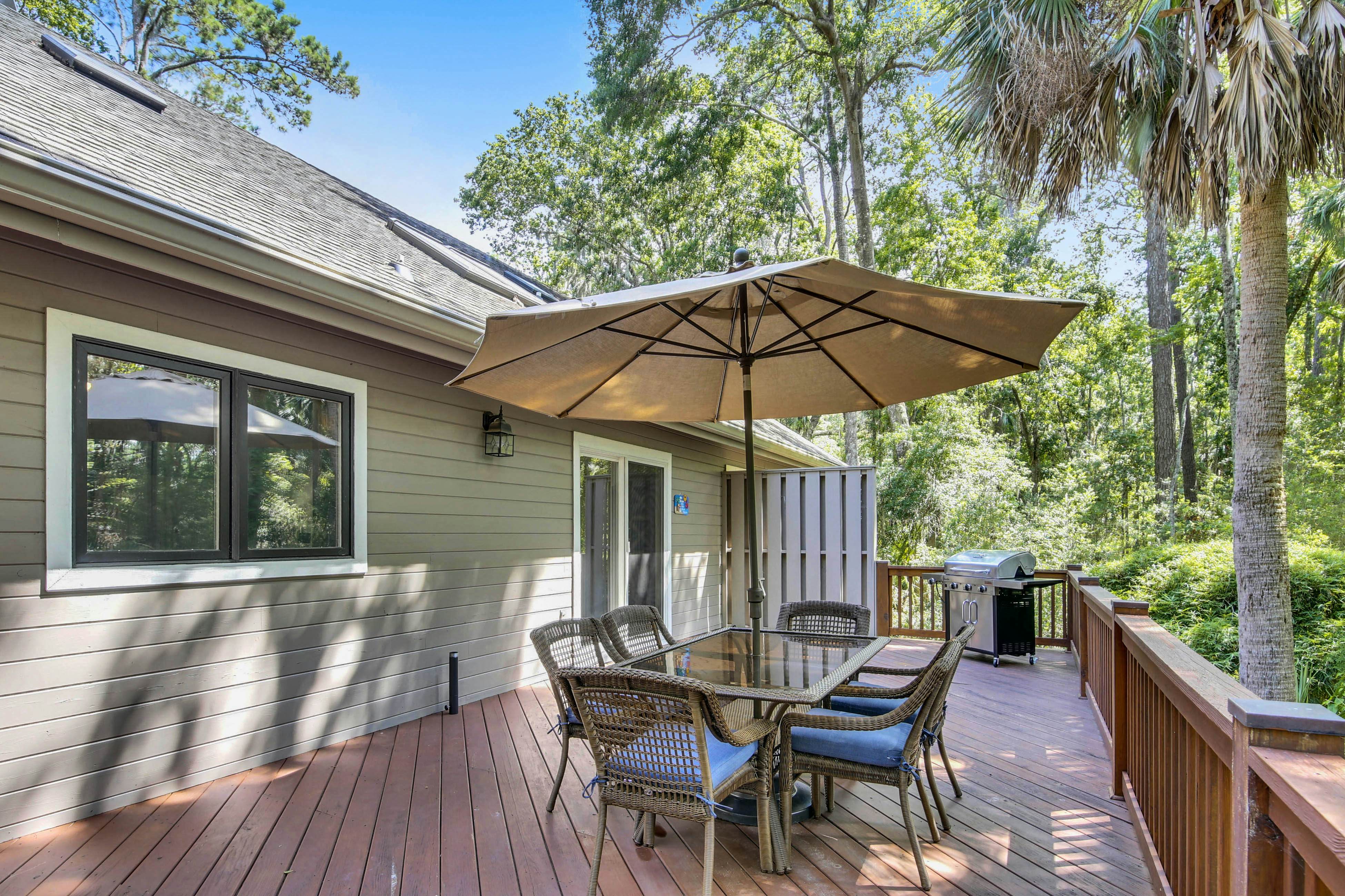 Dog-friendly home with large deck, on-site pools, tennis & Beach Club