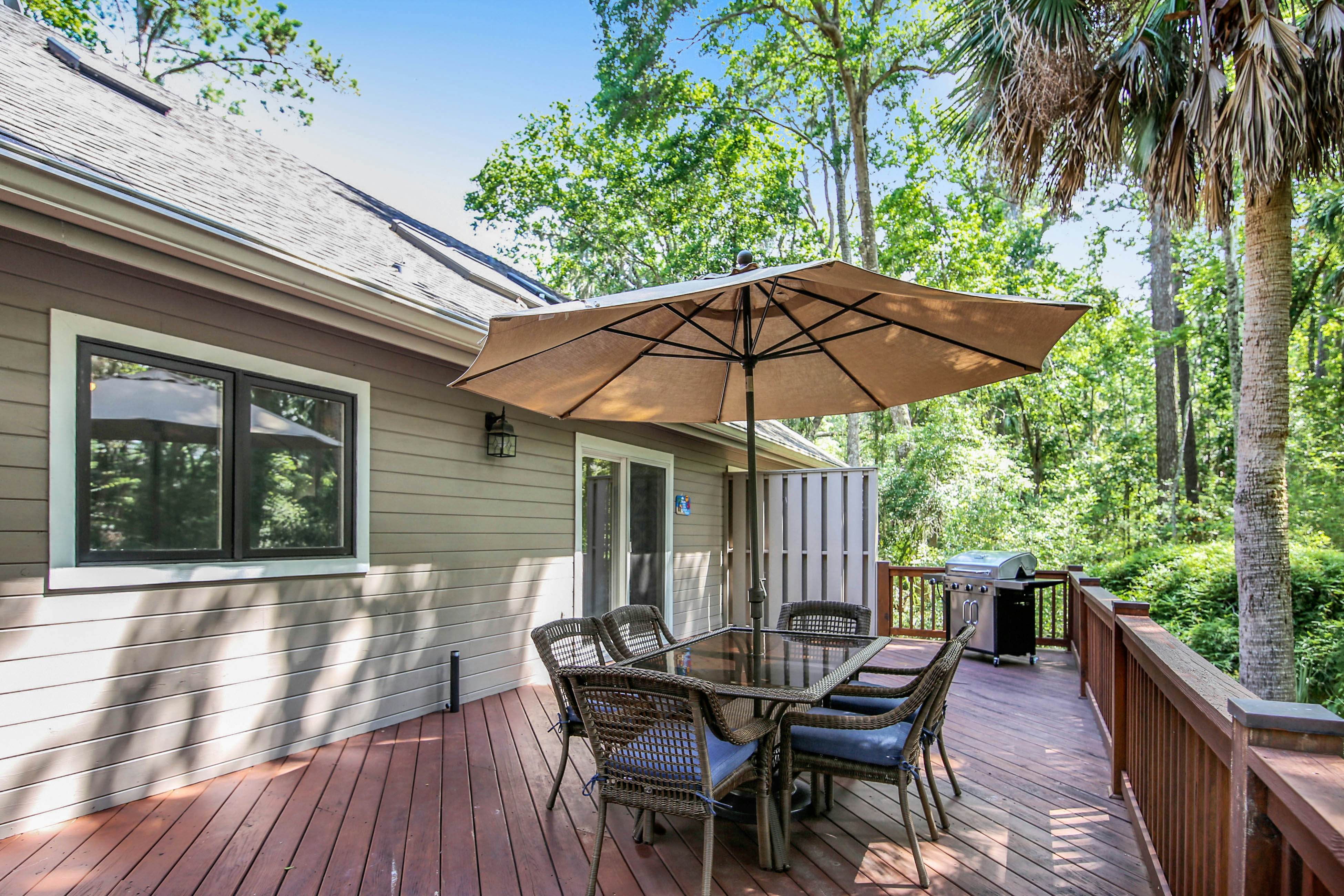 Dog-friendly home with large deck, on-site pools, tennis & Beach Club