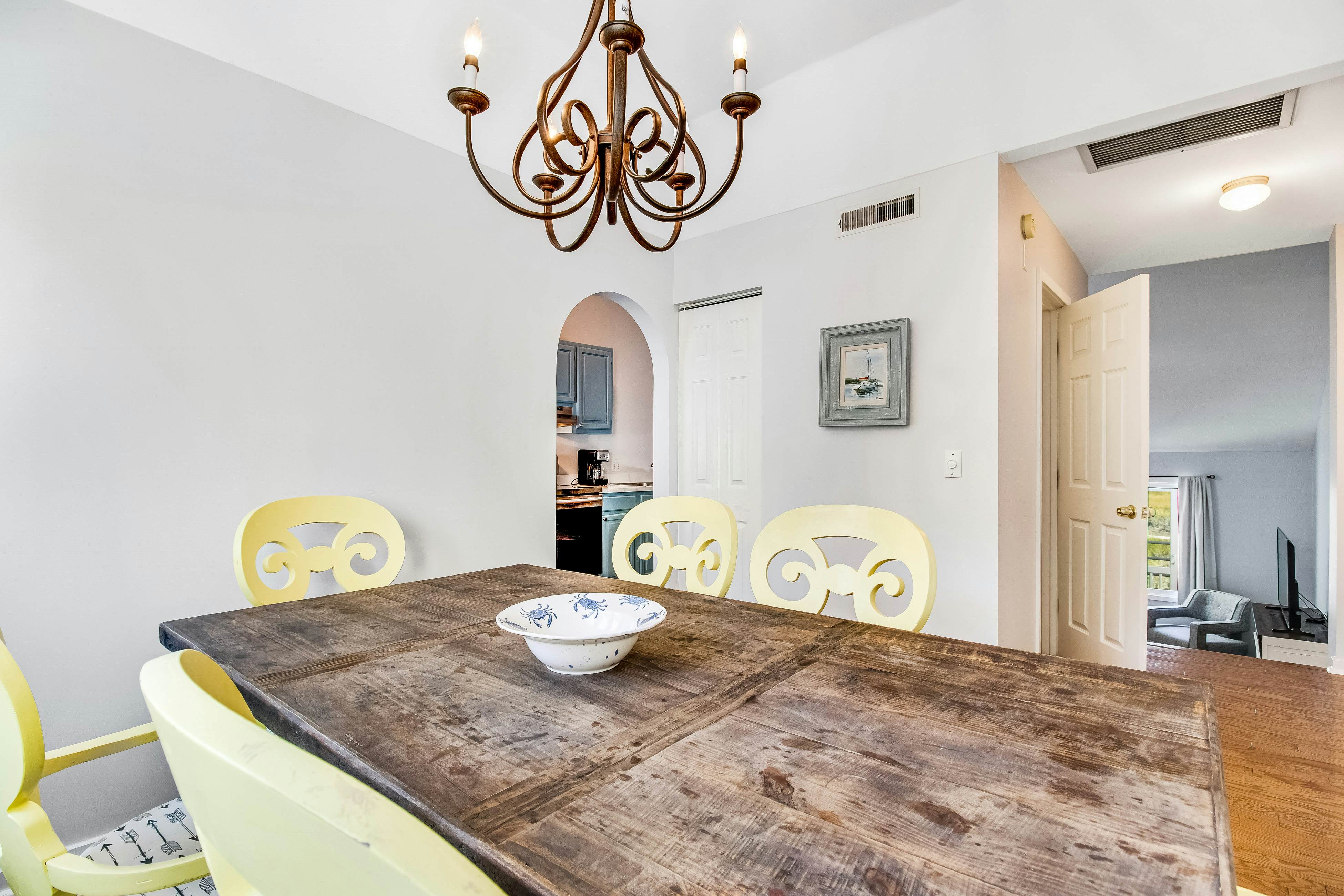 Three-level marsh-front villa with screened porch - walk to all amenities