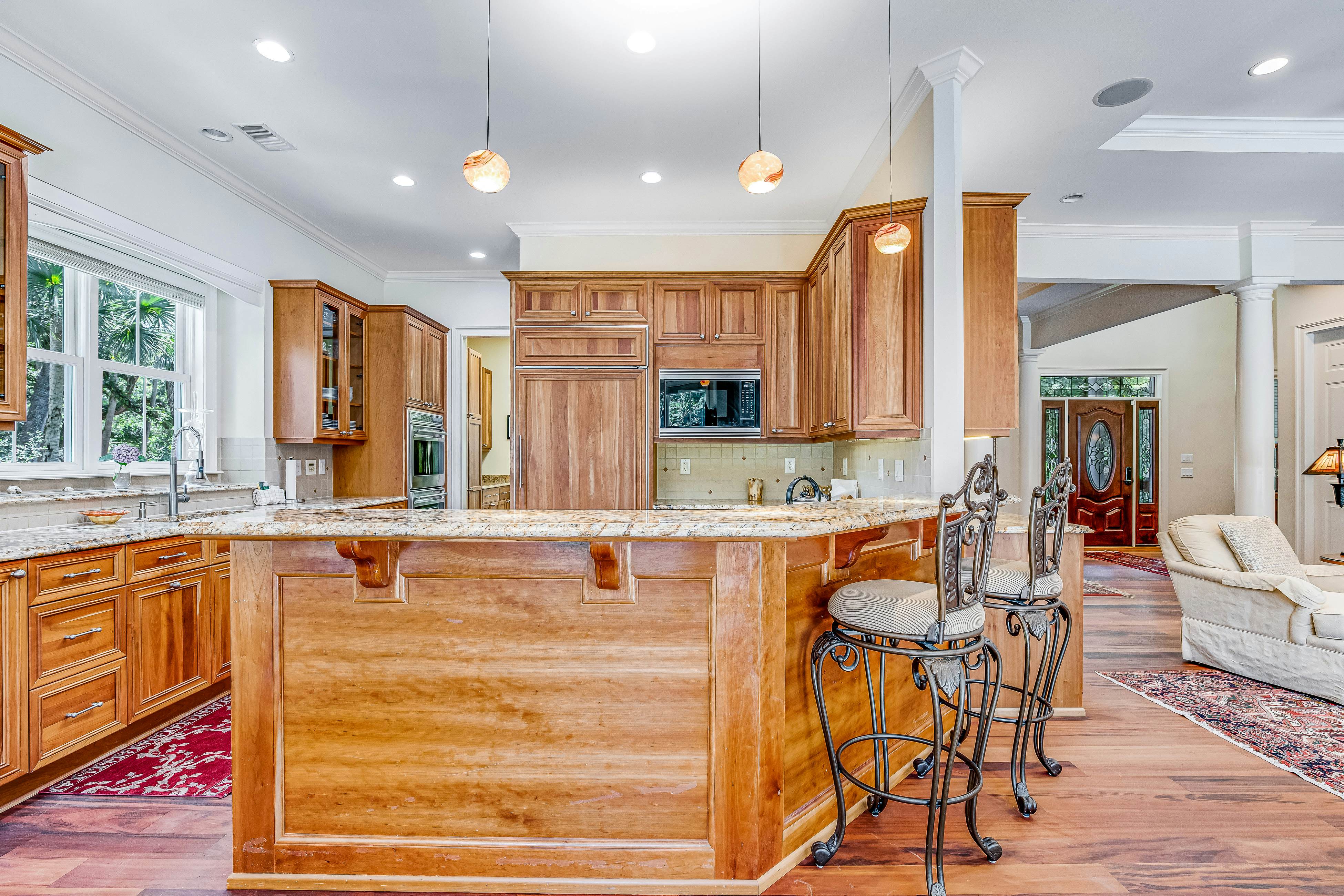 Expansive Home with Shared Pools, High-Speed WiFi, Central AC, & Washer/Dryer