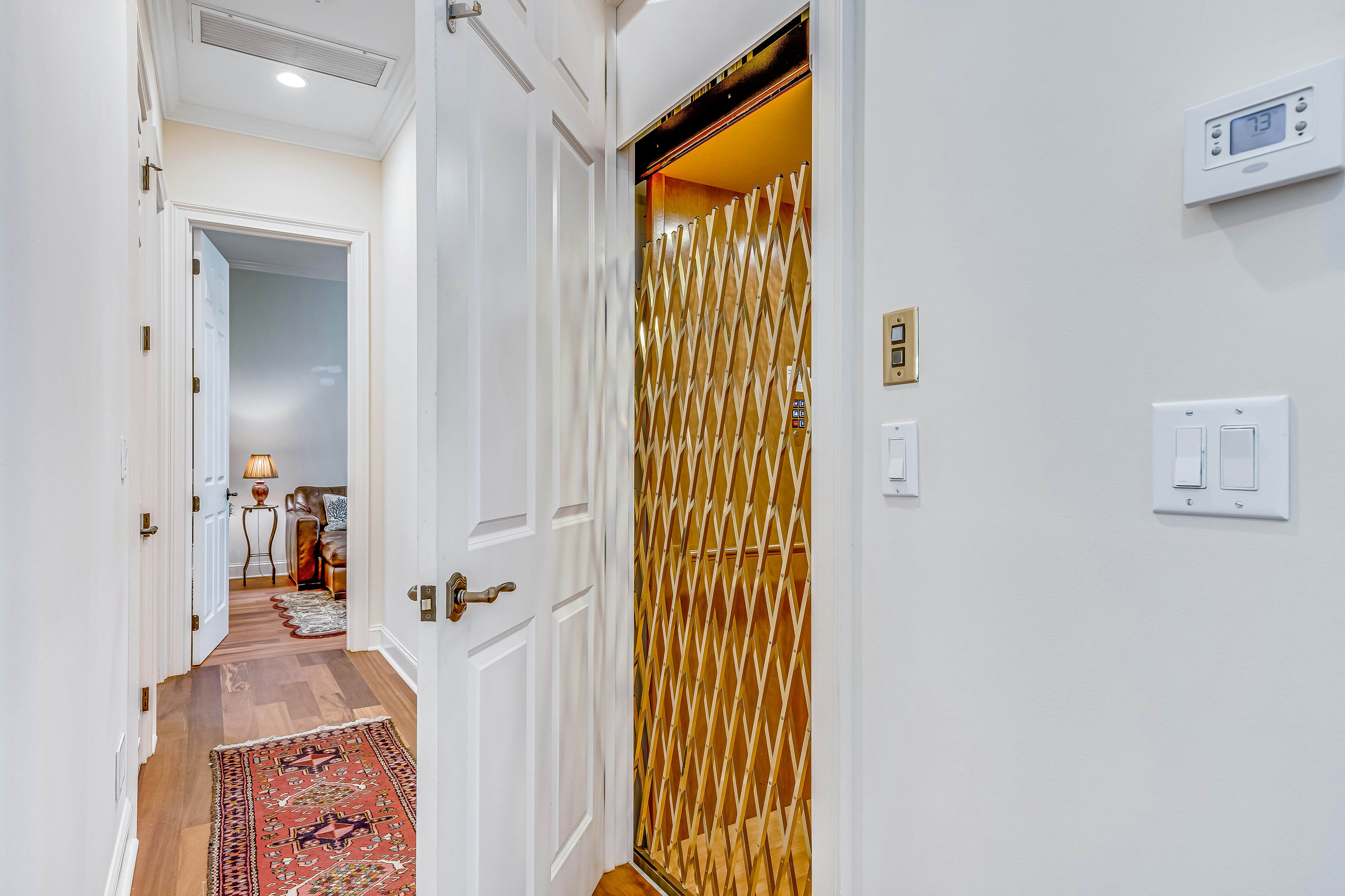 Expansive Home with Shared Pools, High-Speed WiFi, Central AC, & Washer/Dryer