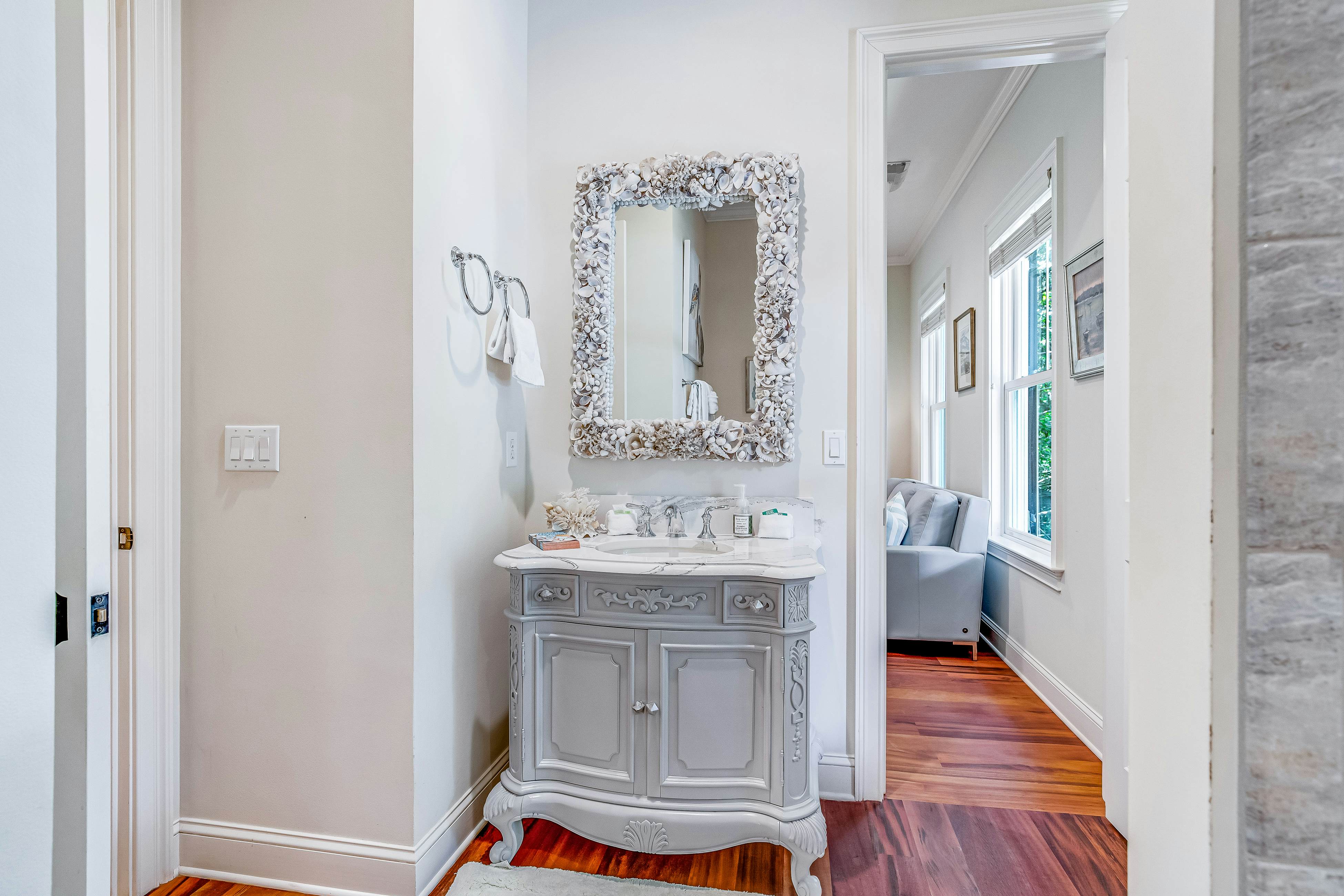 Expansive Home with Shared Pools, High-Speed WiFi, Central AC, & Washer/Dryer