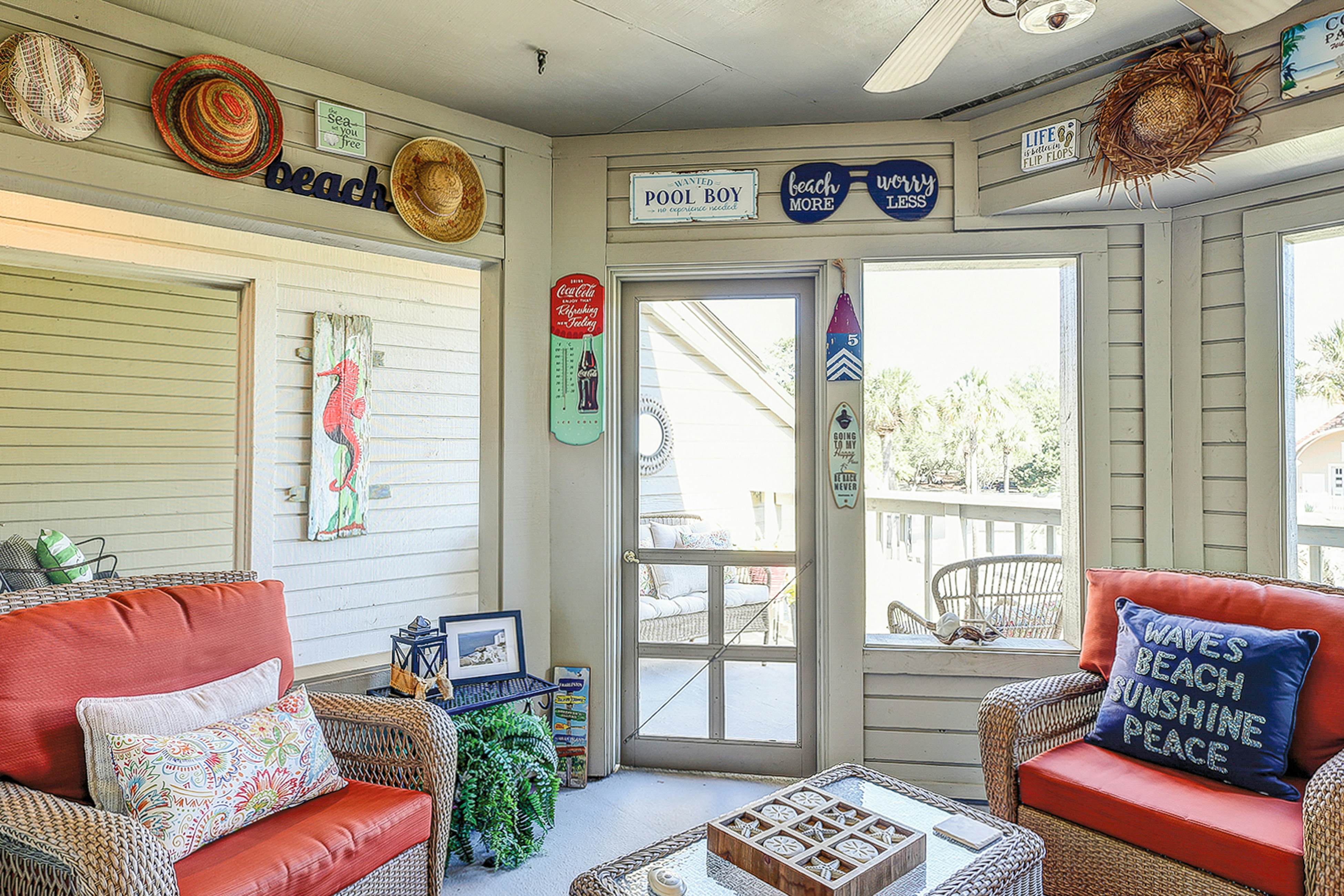 Lovely condo near beach with enclosed porch, pool, tennis, and golf access