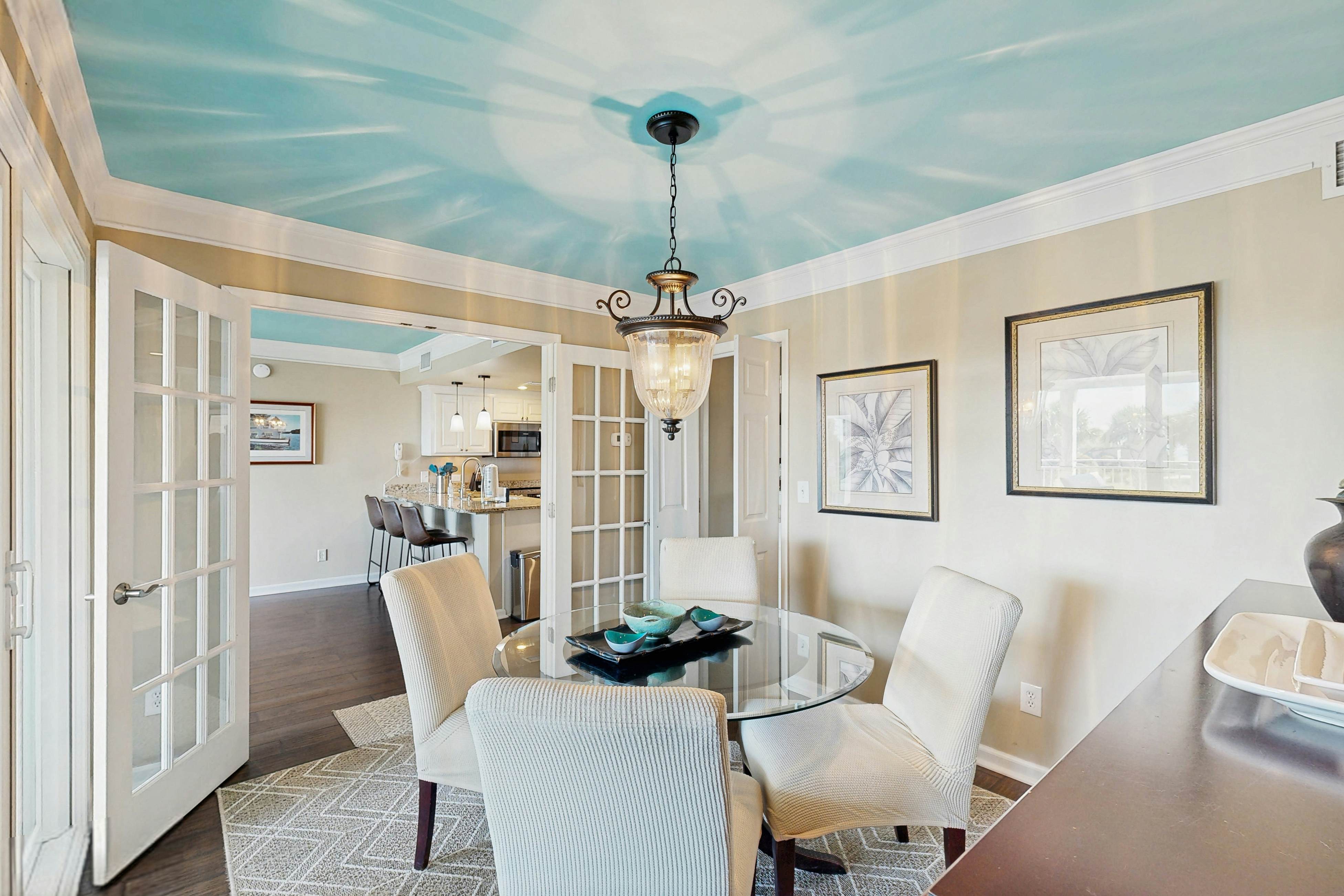 Elegant Ocean View Villa w/Fast WiFi, Shared Pools, Tennis, Golf Courses, & Gym