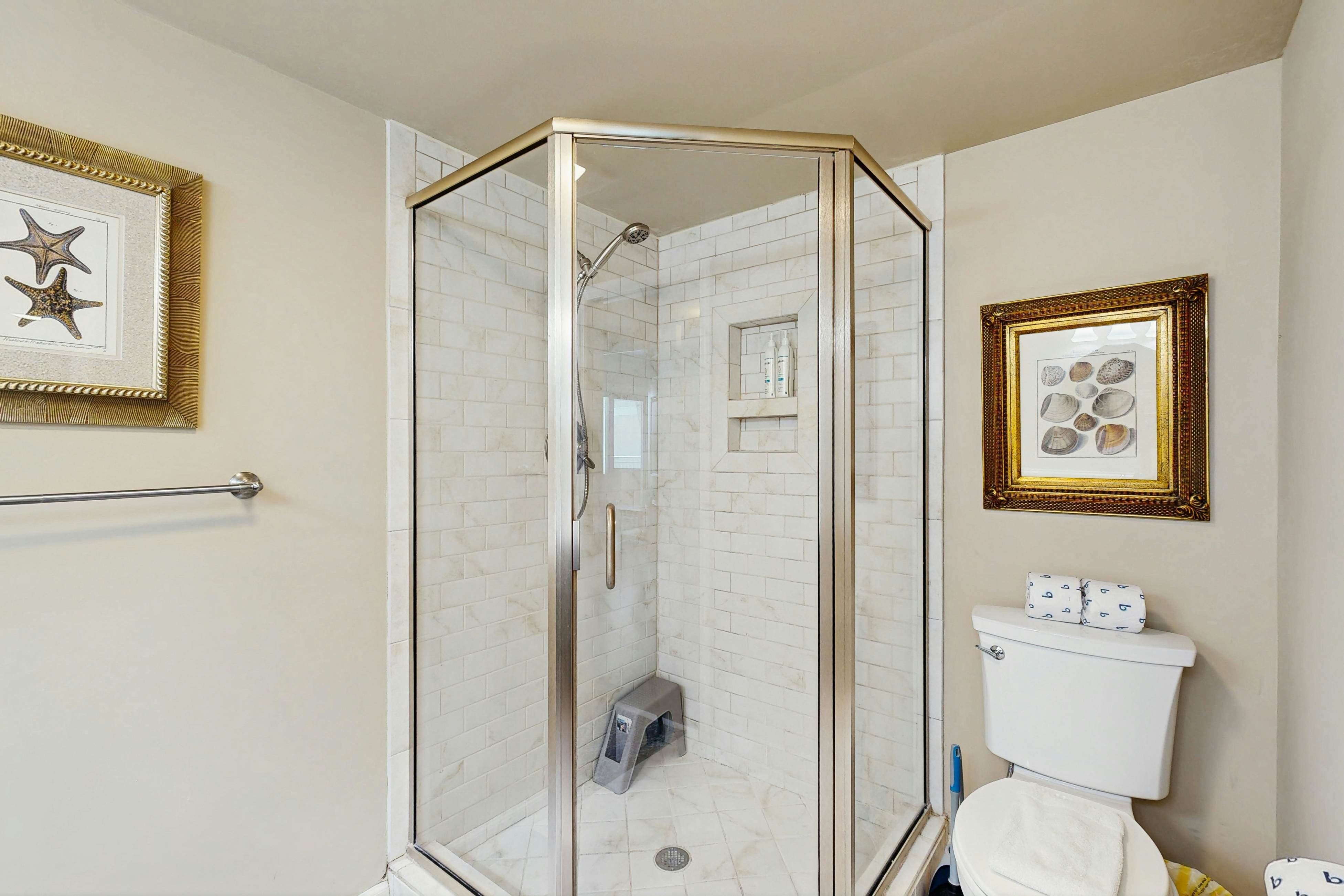 Elegant Ocean View Villa w/Fast WiFi, Shared Pools, Tennis, Golf Courses, & Gym