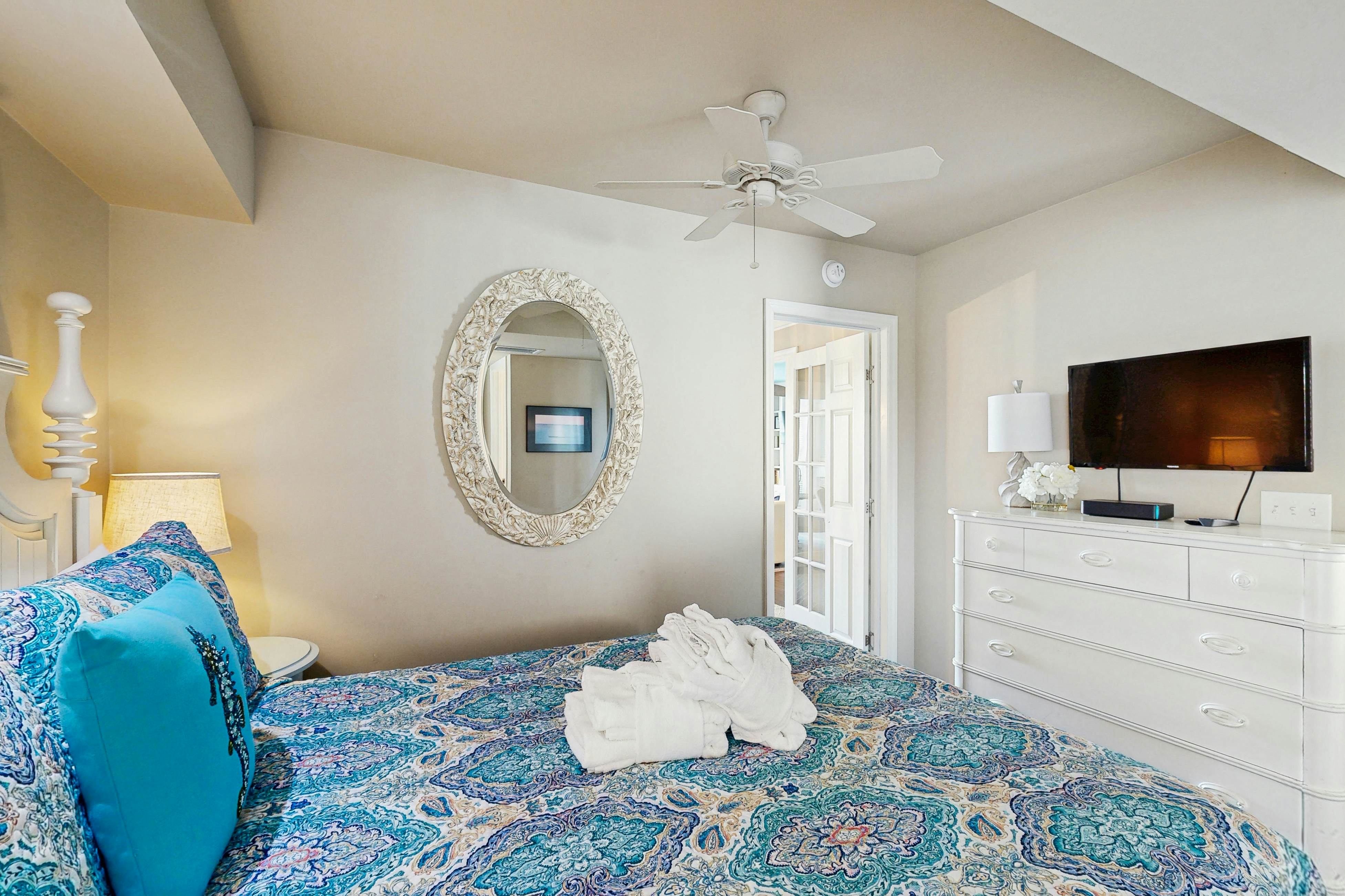 Elegant Ocean View Villa w/Fast WiFi, Shared Pools, Tennis, Golf Courses, & Gym