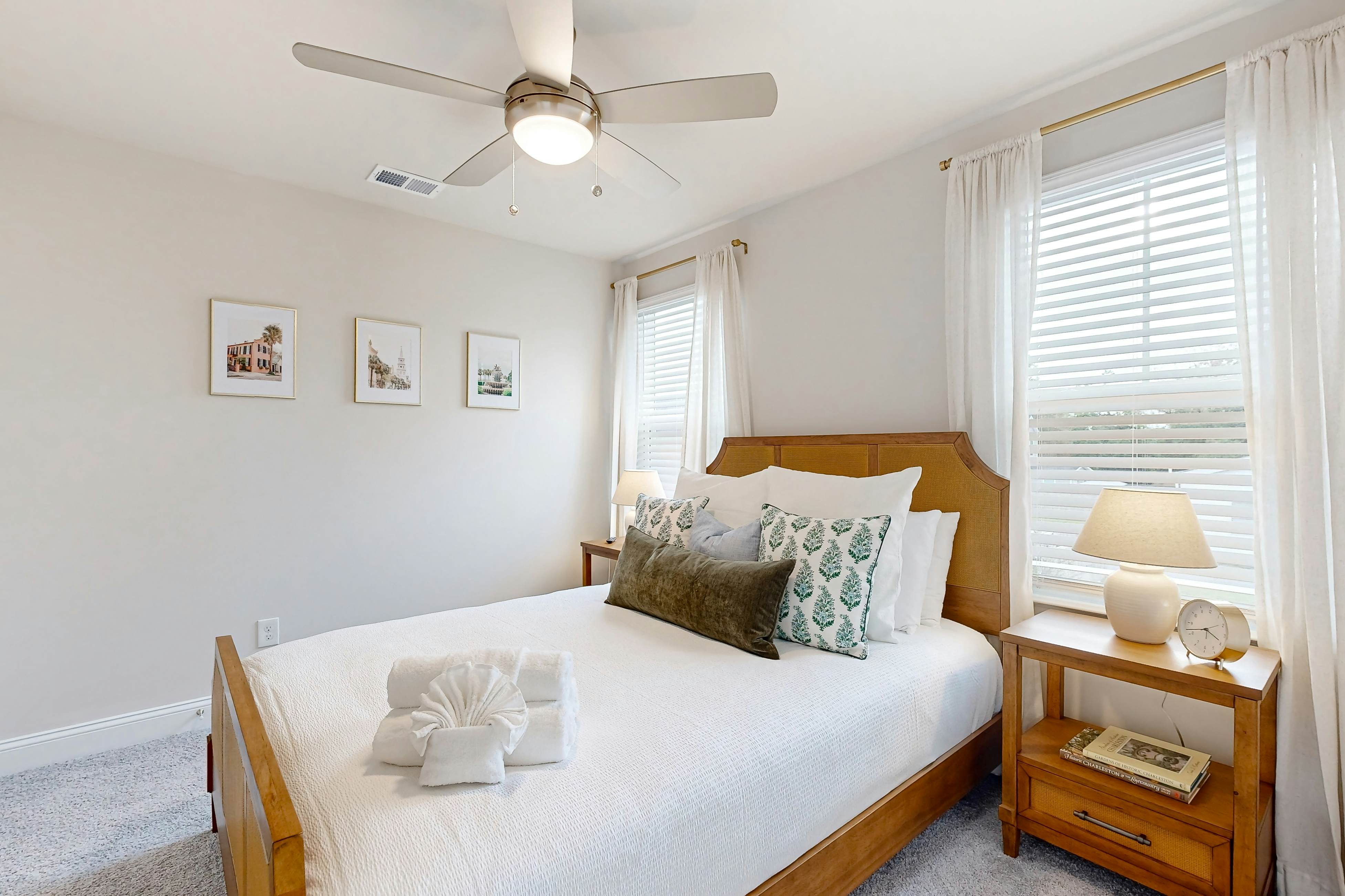 New and Updated Home- Close to charming downtown Charleston