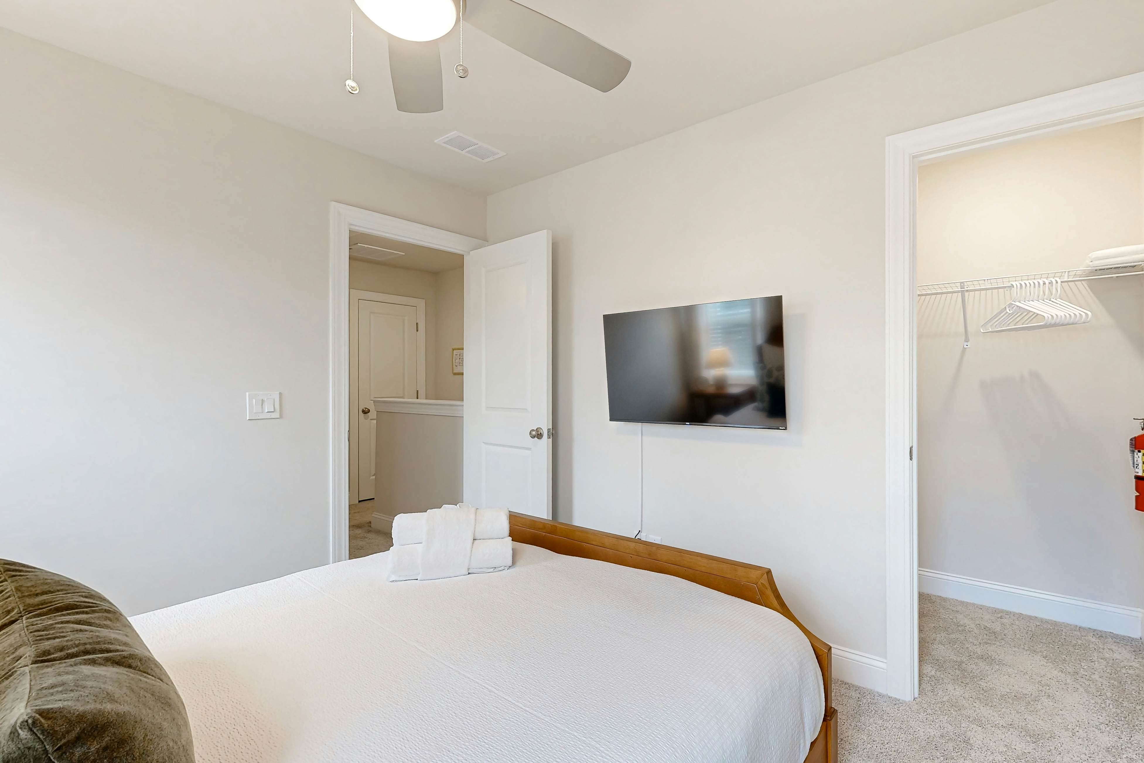 New and Updated Home- Close to charming downtown Charleston