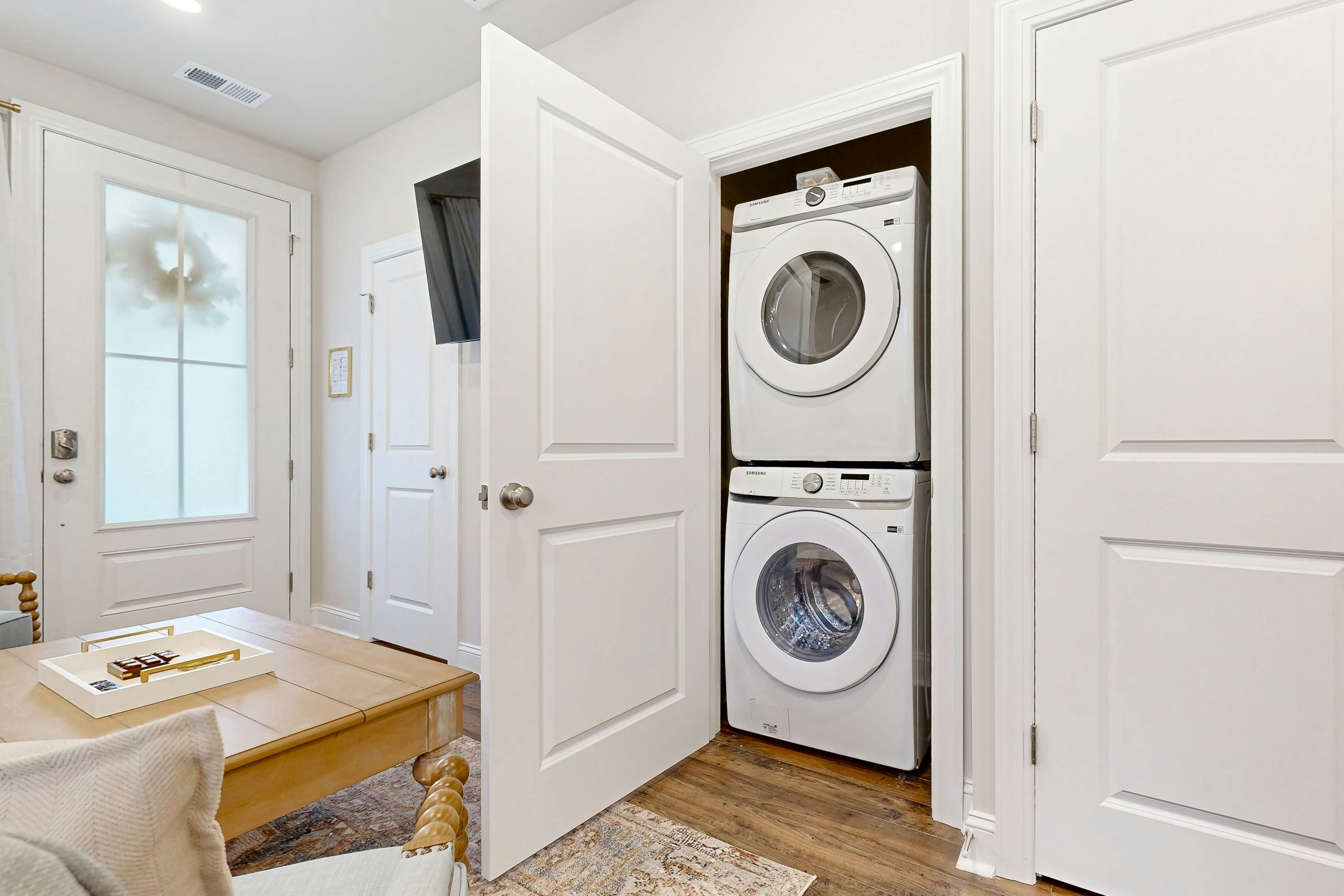 New and Updated Home- Close to charming downtown Charleston