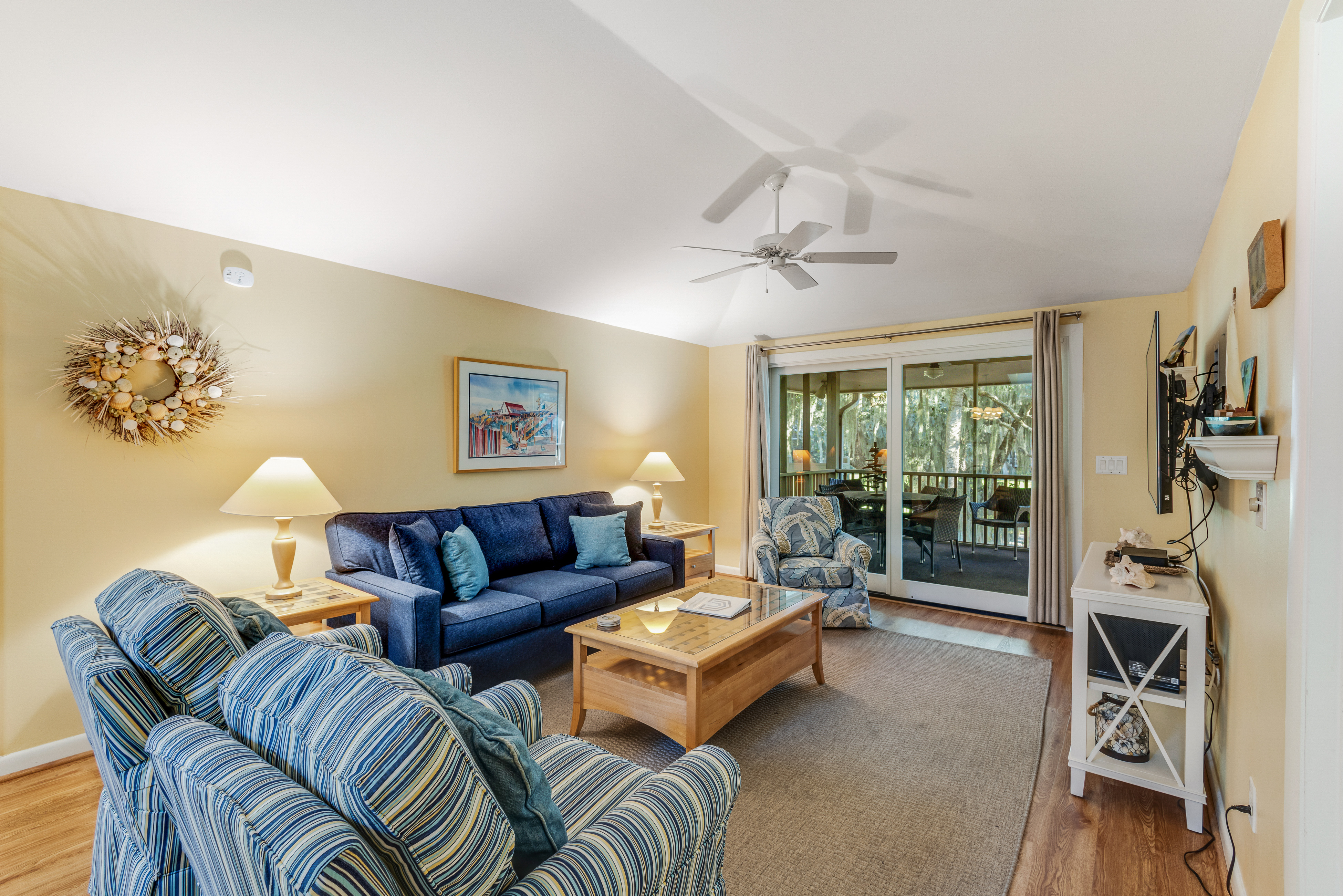 Charming Island Getaway with a Furnished Deck Offering Forest & Fairway Views