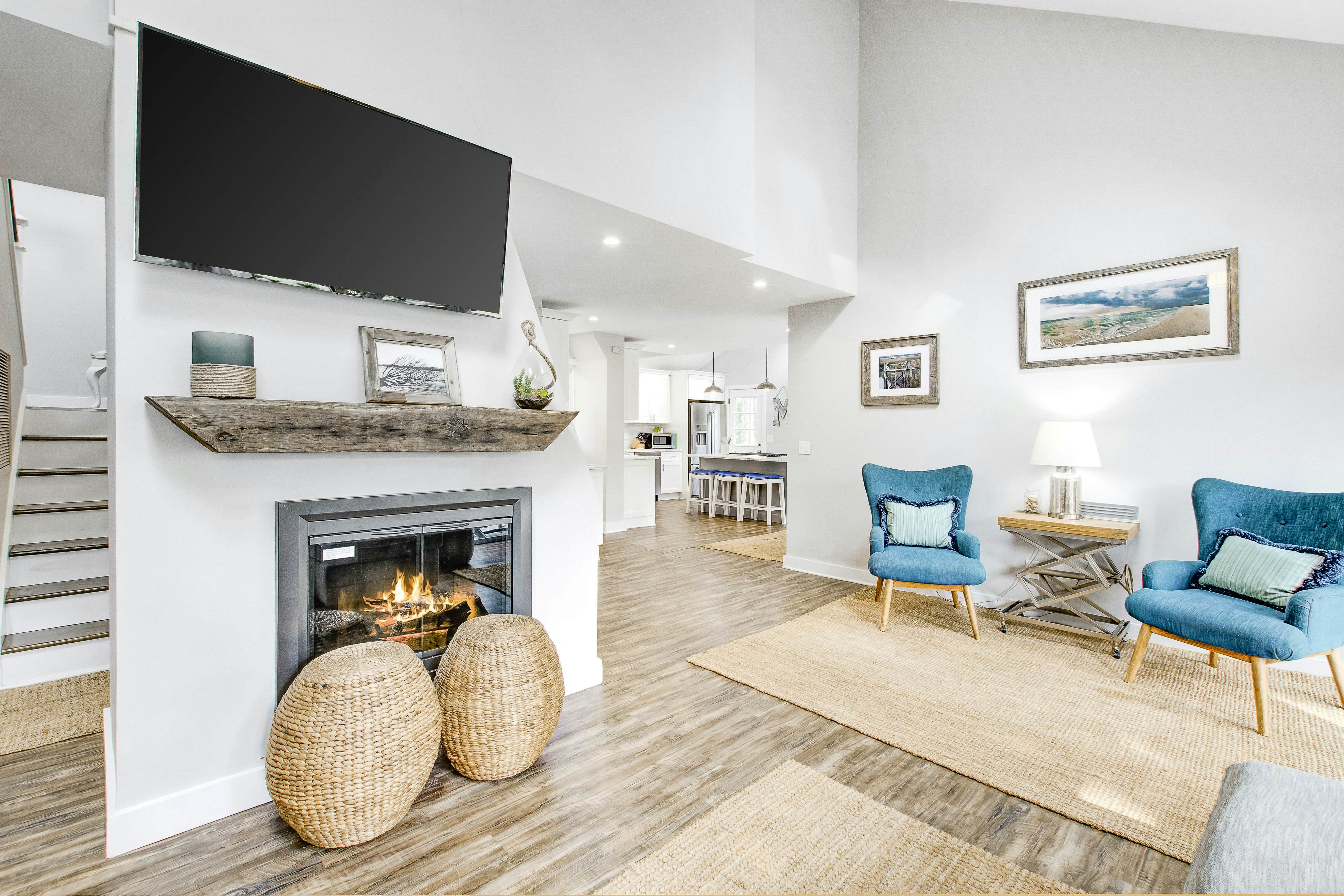 Prime destination for tennis & golf with club access & pools - dog-friendly