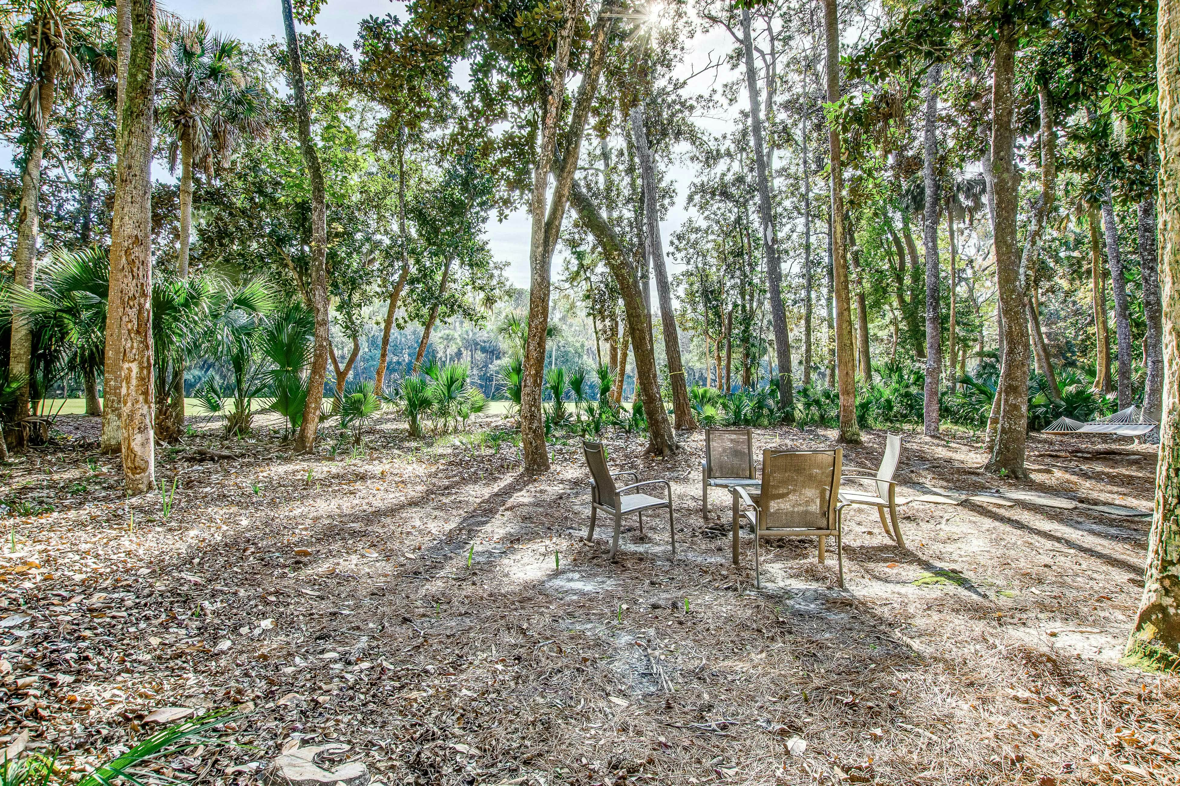 Prime destination for tennis & golf with club access & pools - dog-friendly