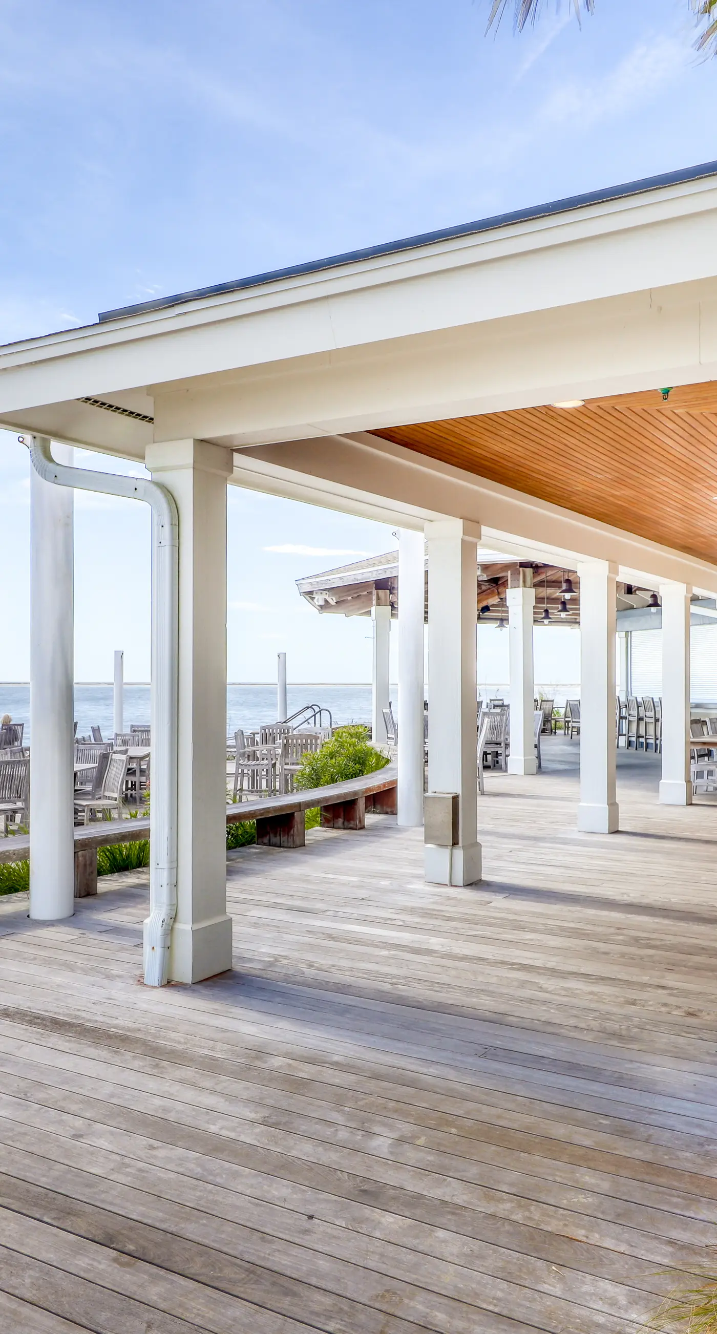 First-floor villa overlooking the Ocean Winds golf course 18th fairway