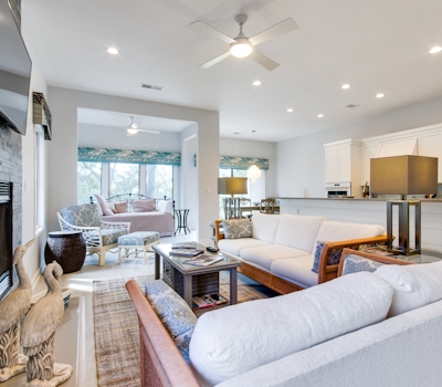 Handicap accessible villa featuring views of hole #1 at Crooked Oaks