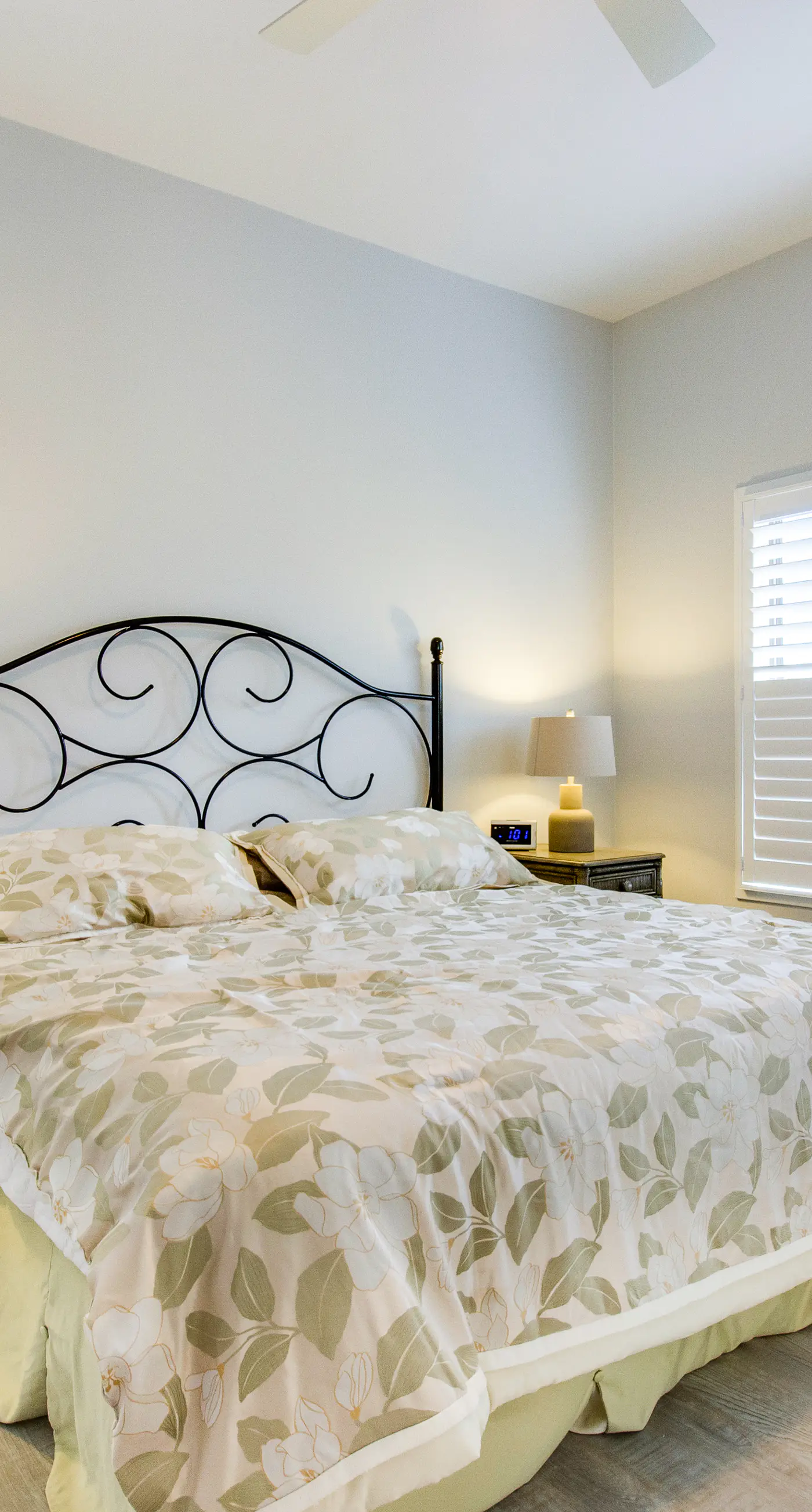 Handicap accessible villa featuring views of hole #1 at Crooked Oaks