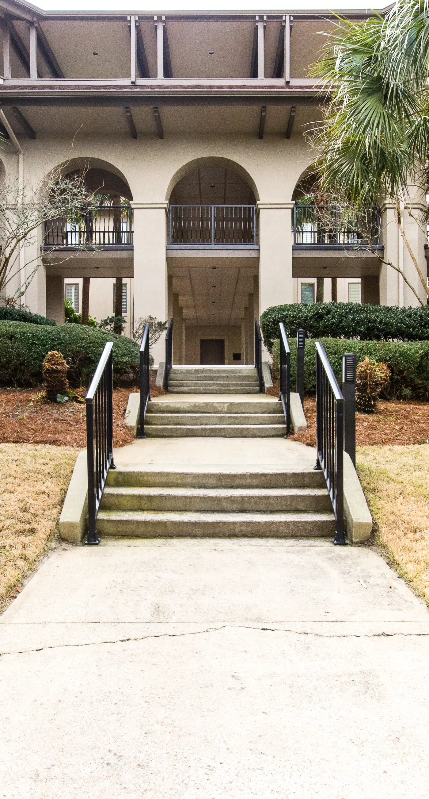 Handicap accessible villa featuring views of hole #1 at Crooked Oaks