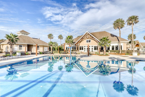 Villa with screened porch & ocean views - just across the street from the beach