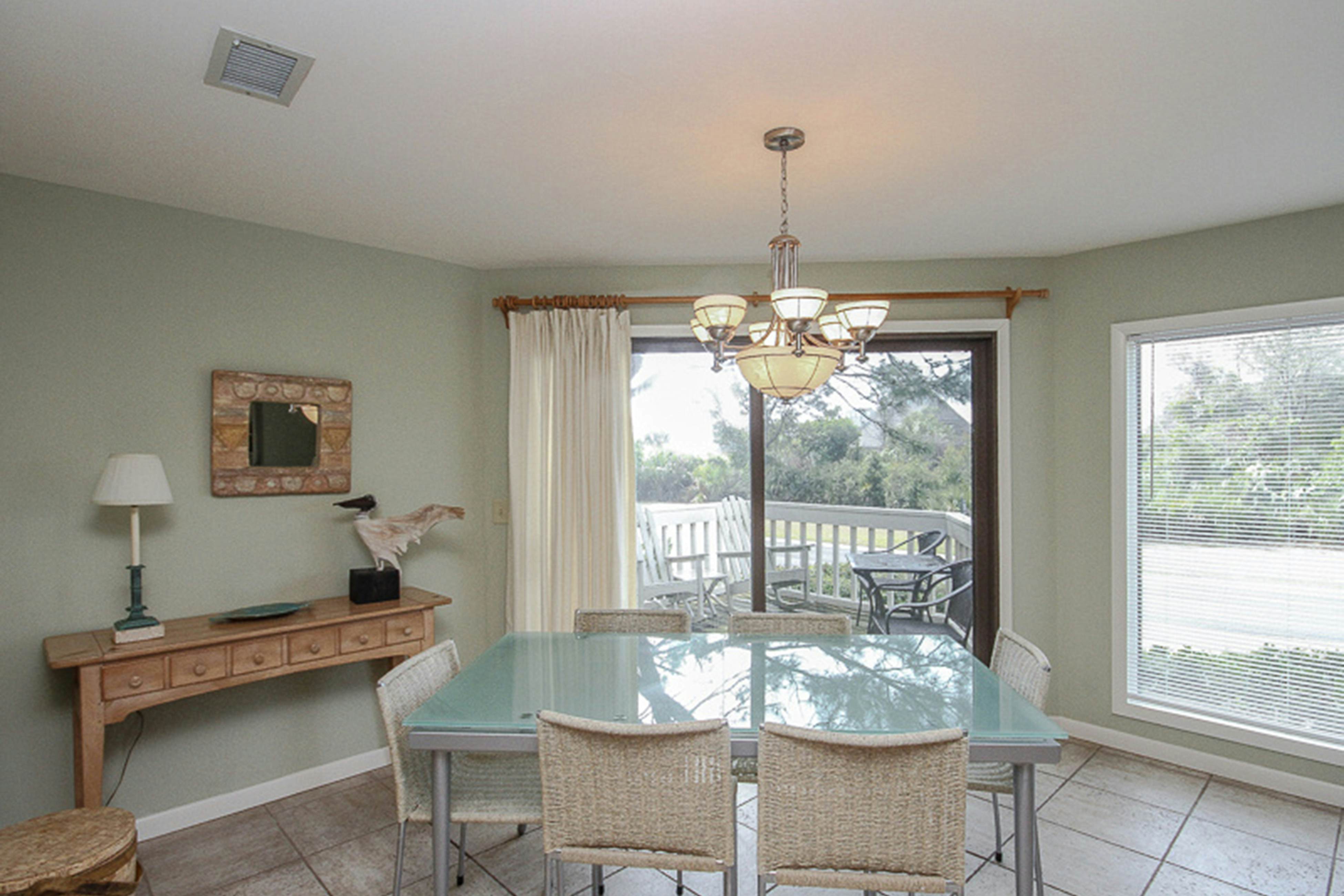 Villa with screened porch & ocean views - just across the street from the beach