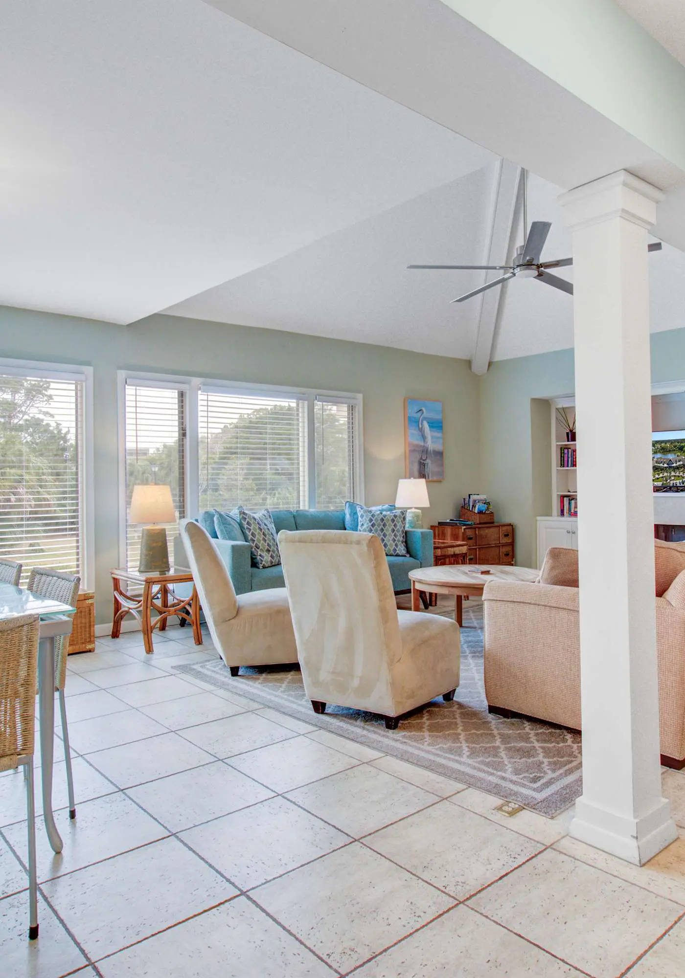 Villa with screened porch & fabulous views - just across the street from the beach