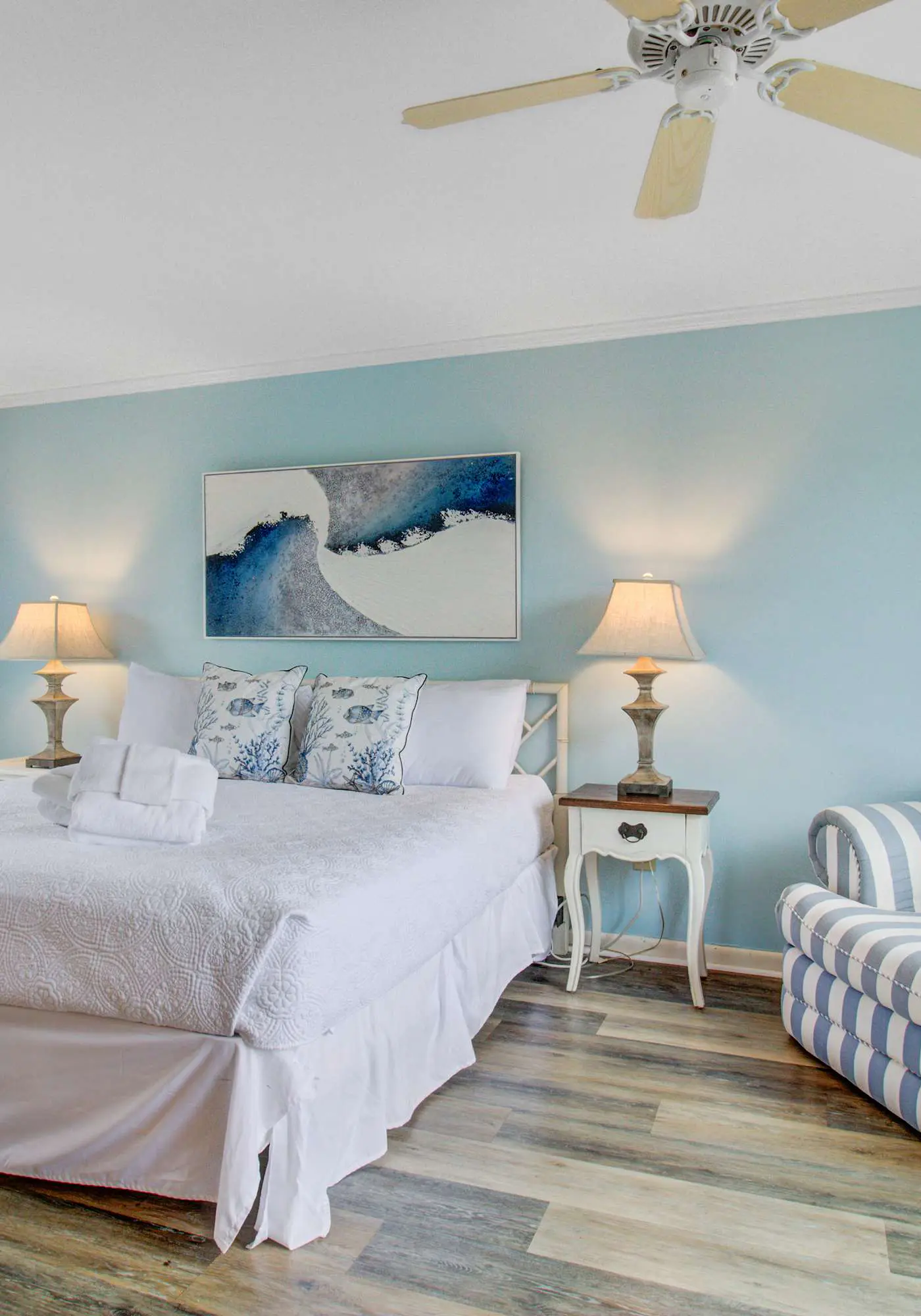 Villa with screened porch & fabulous views - just across the street from the beach
