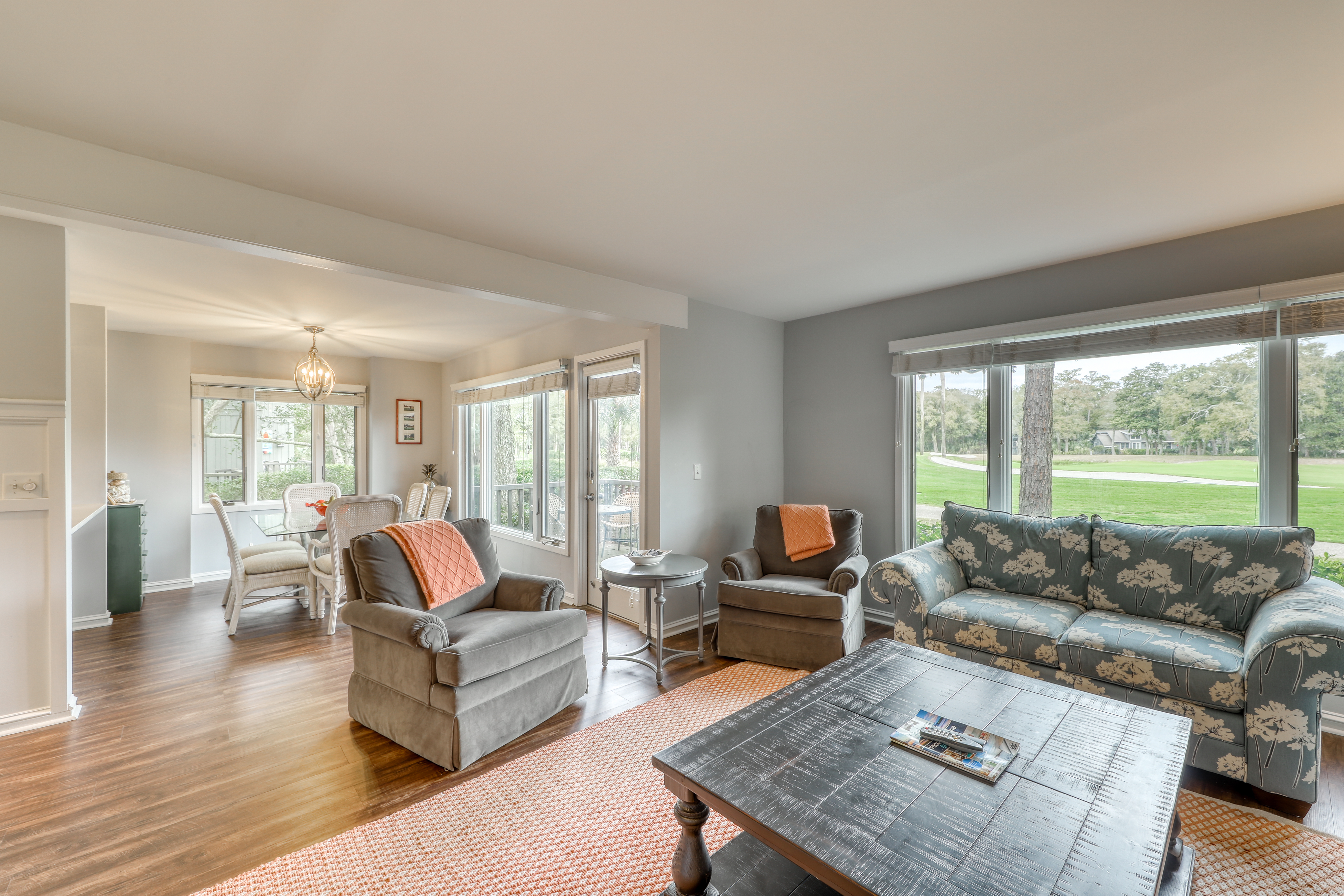 Updated West Beach villa w/ fairway & lagoon views - walk to beach