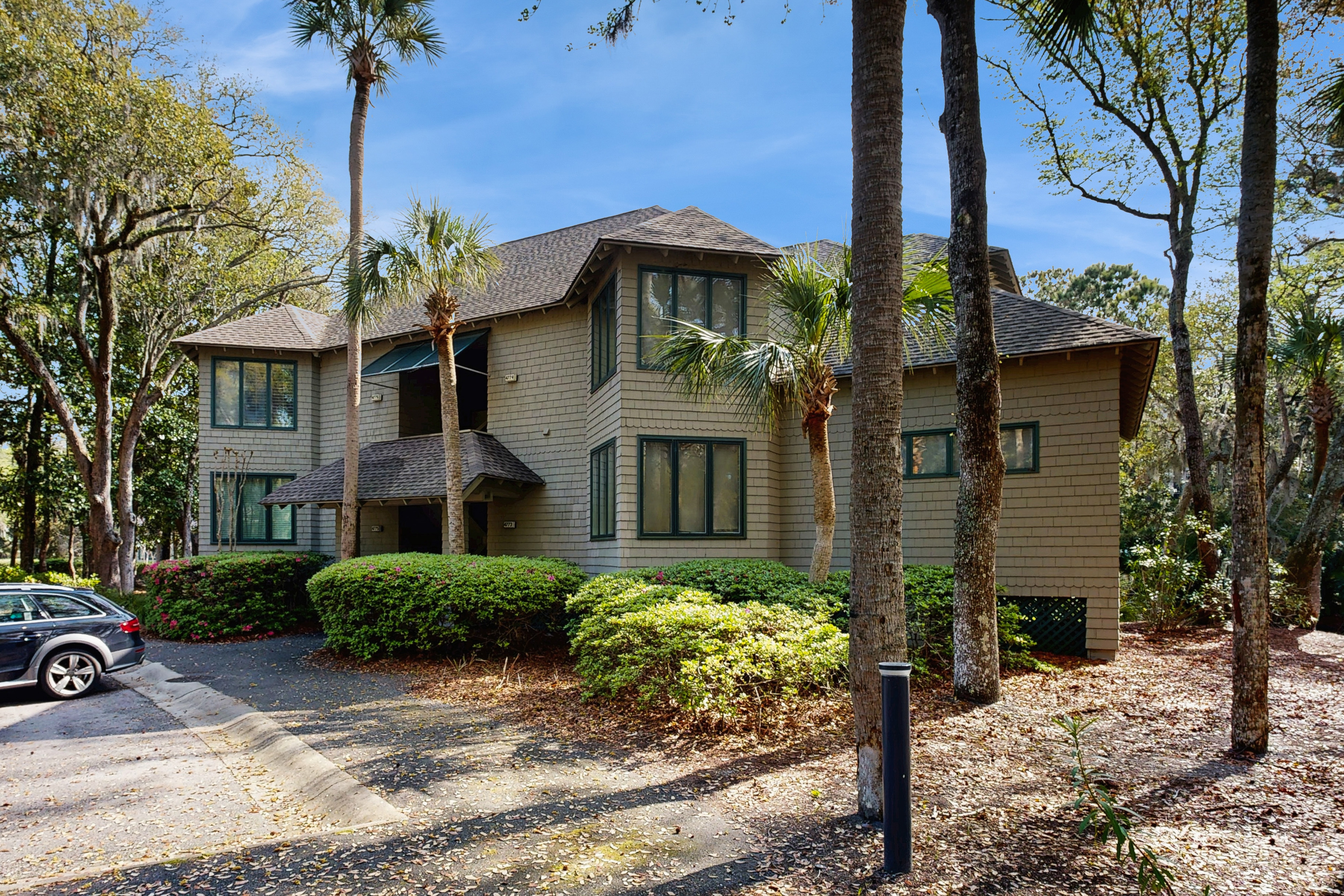 First floor villa w/ lagoon views from the screened porch - close to Atlantic