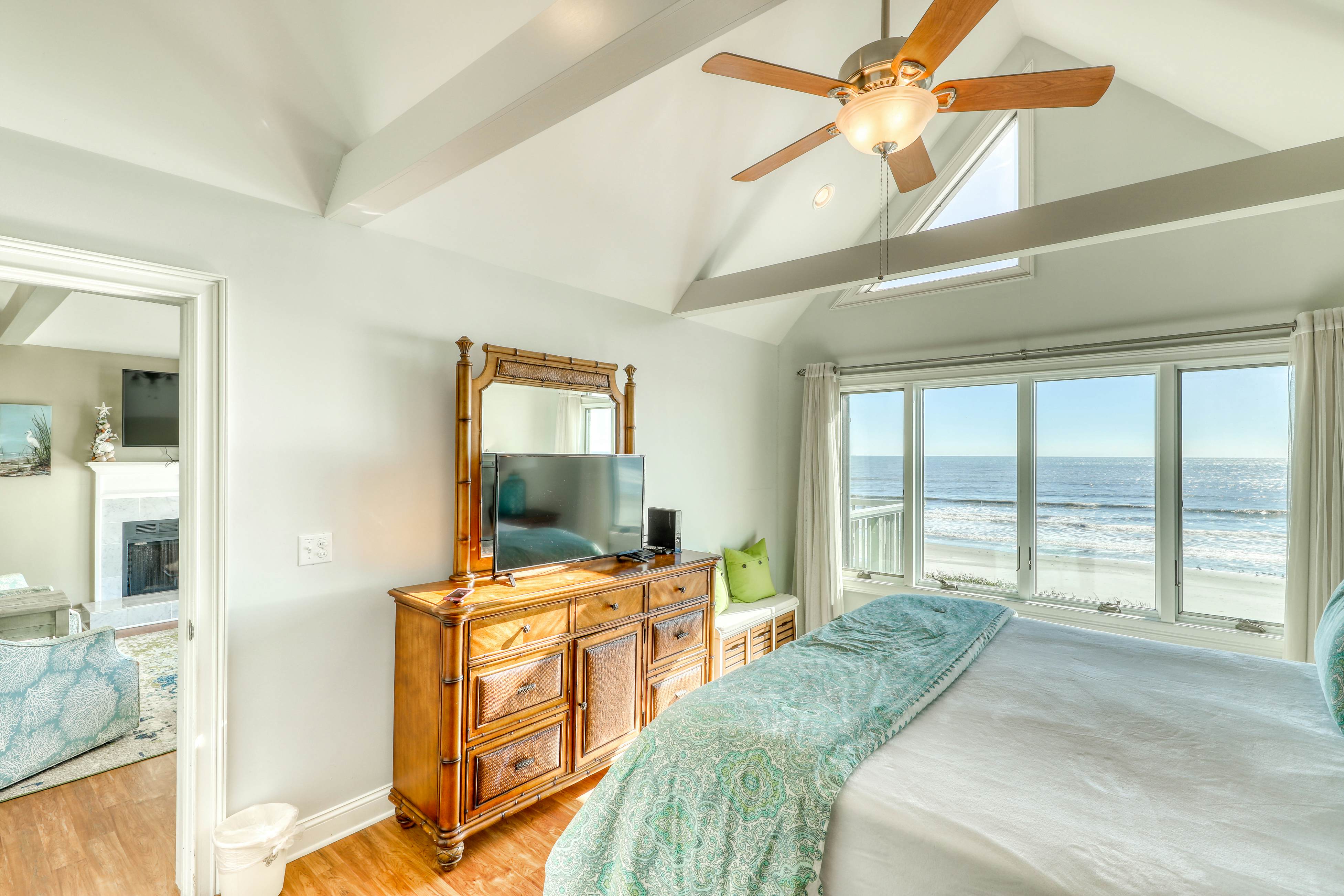 Dog-Friendly Waterfront Condo with Furnished Deck & Beach Views