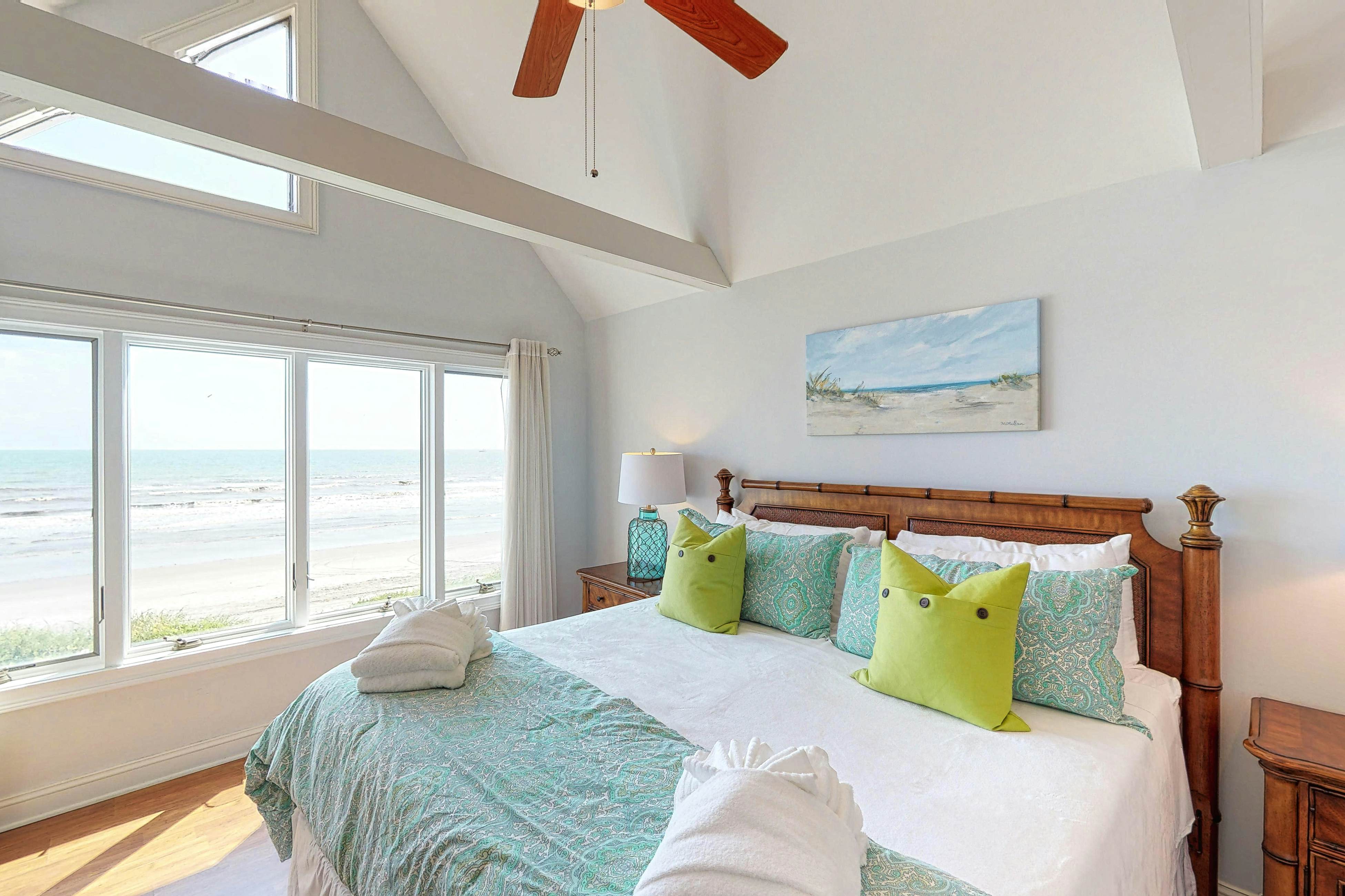 Dog-Friendly Waterfront Condo with Furnished Deck & Beach Views