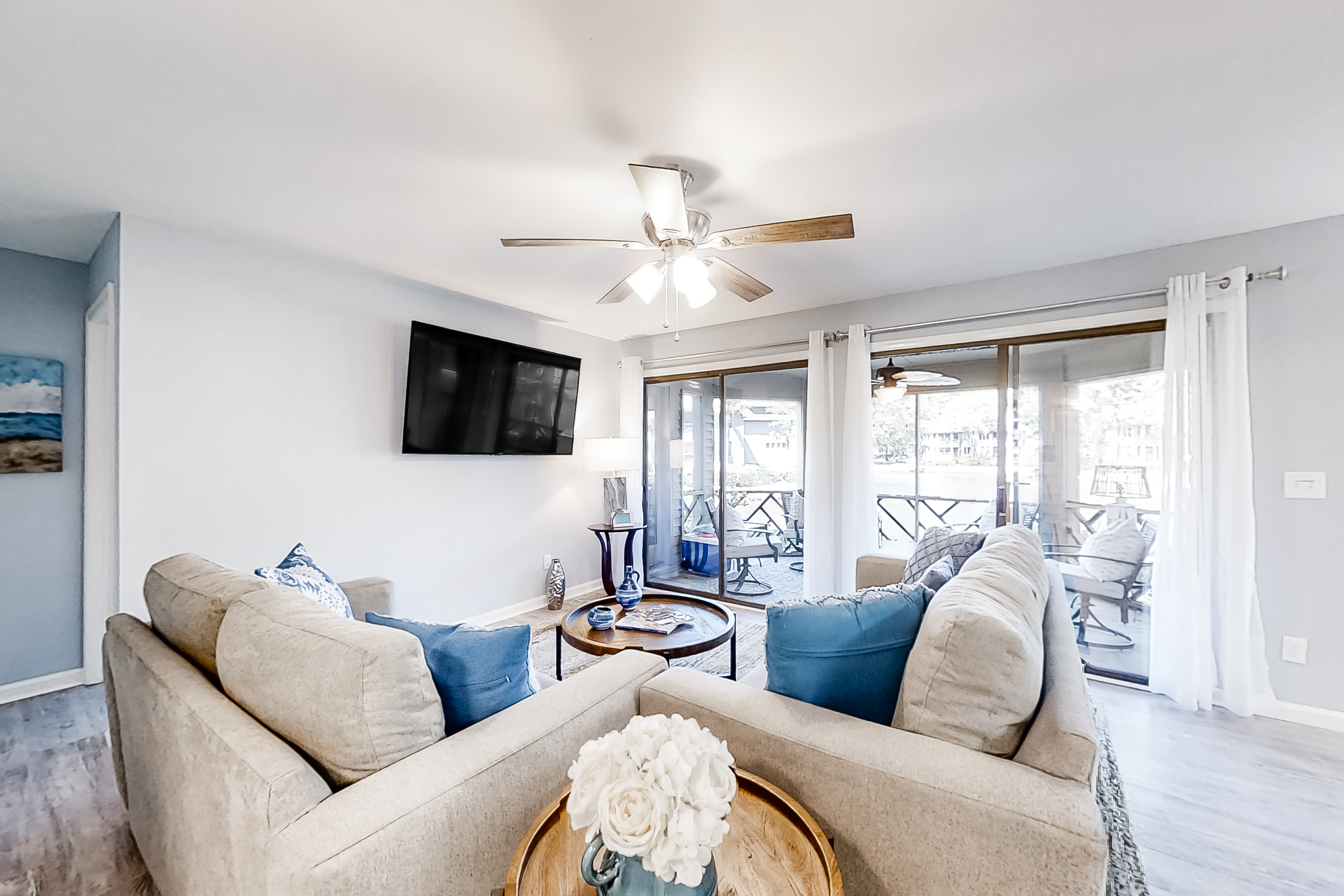 Updated beach villa with lagoon-view balcony at Kiawah Island Golf Resort