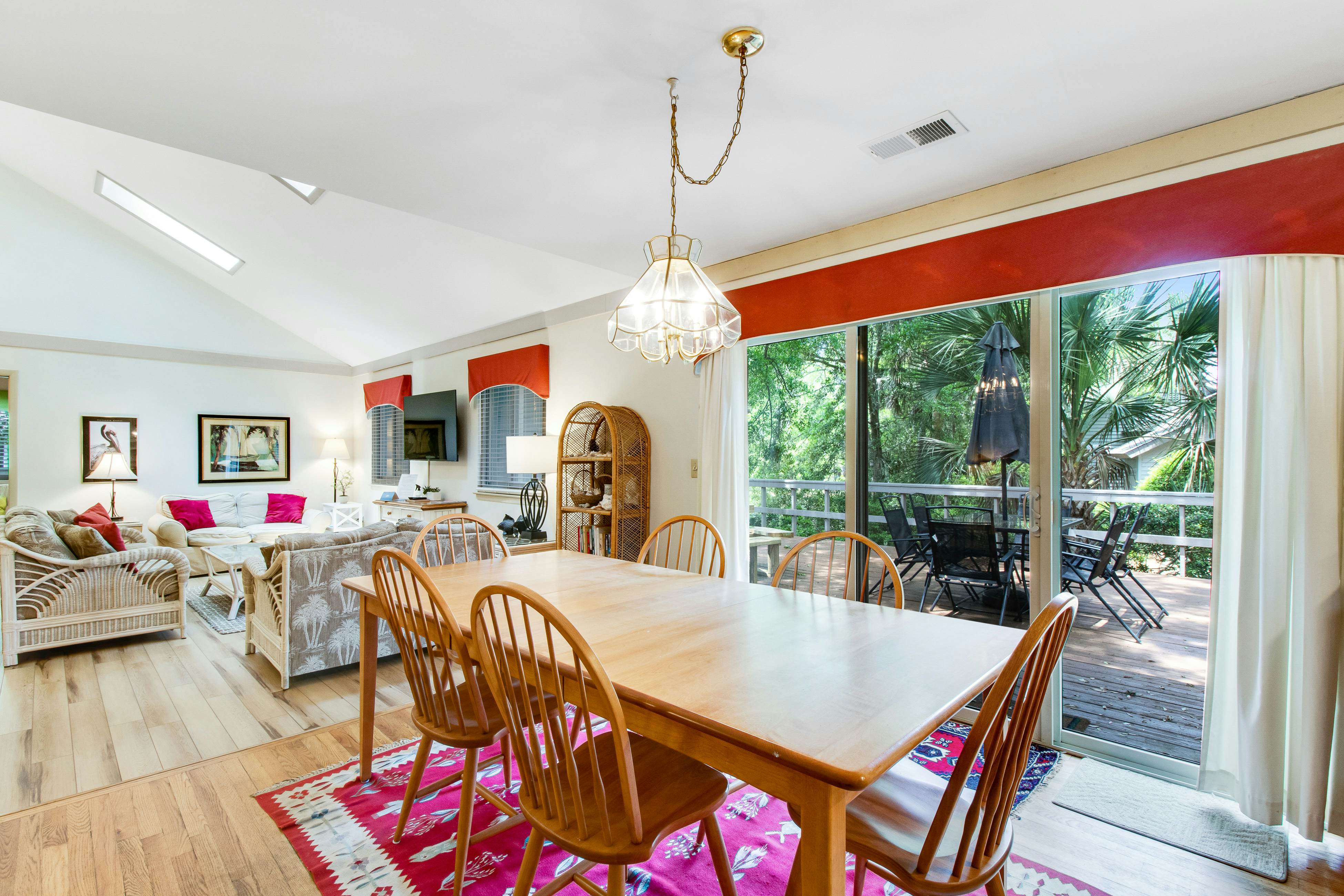 Dog-friendly woodland home with high-speed WiFi & large back deck - beach nearby