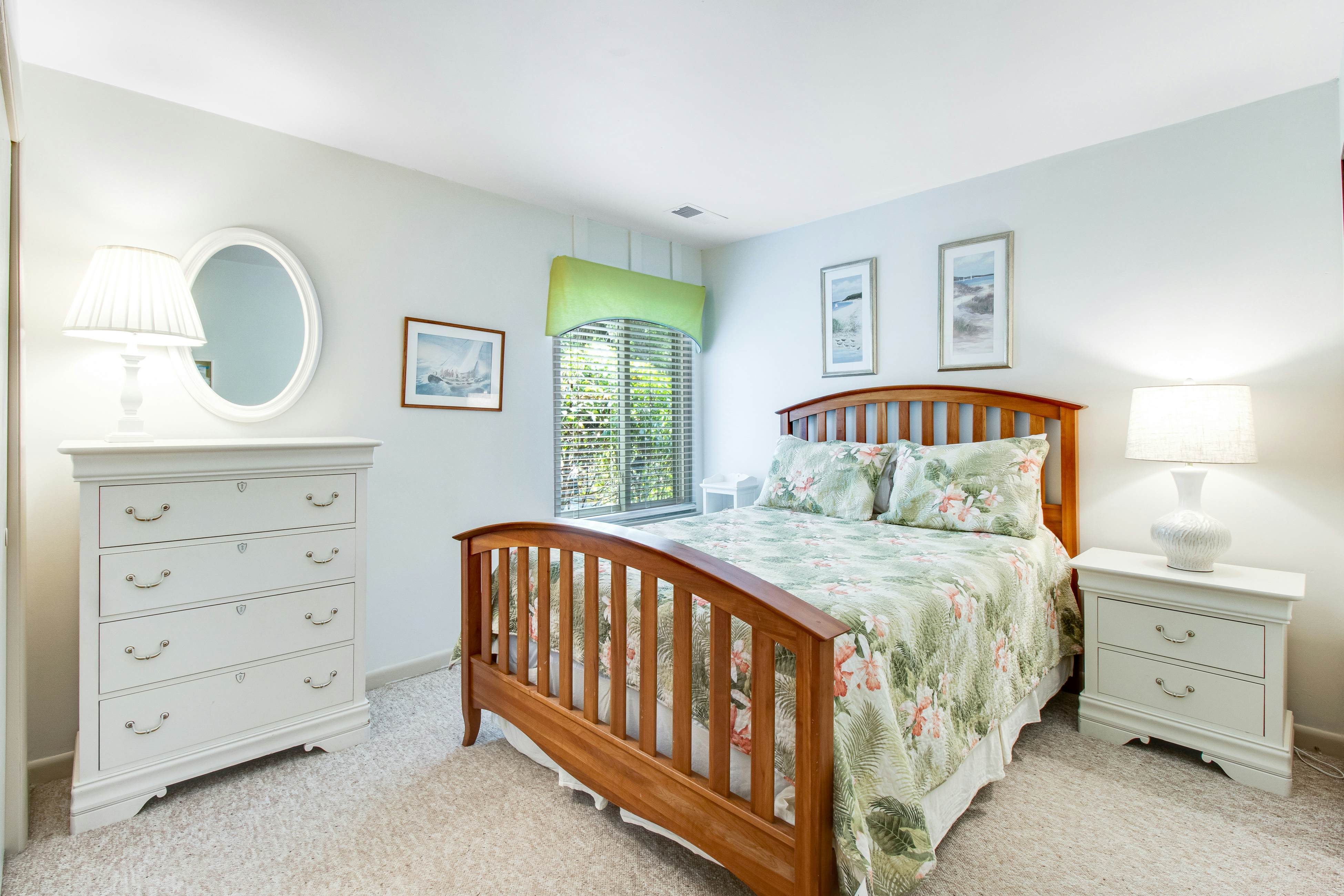 Dog-friendly woodland home with high-speed WiFi & large back deck - beach nearby