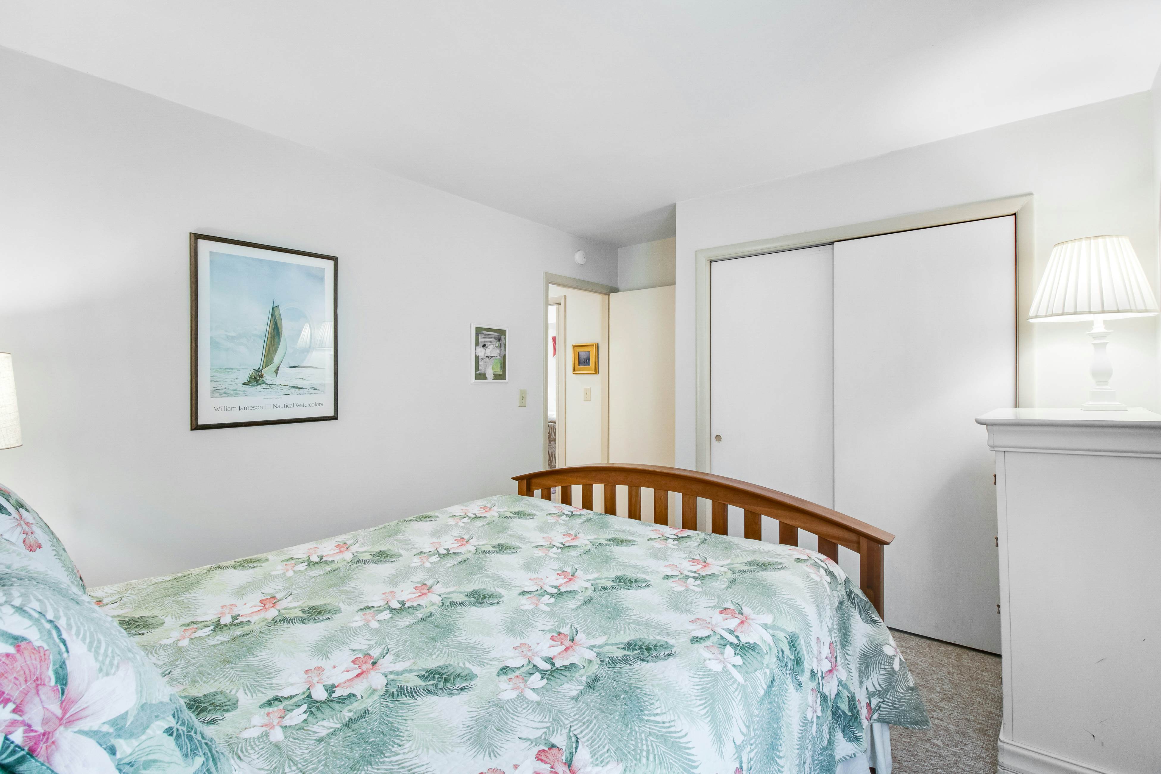 Dog-friendly woodland home with high-speed WiFi & large back deck - beach nearby