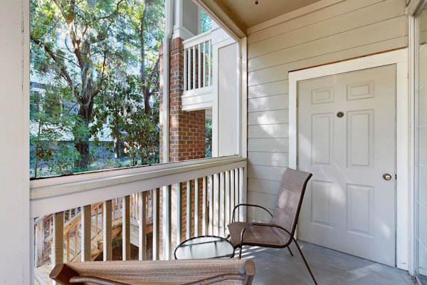 Fully-furnished first-floor condo with pool & private washer/dryer- dog-friendly