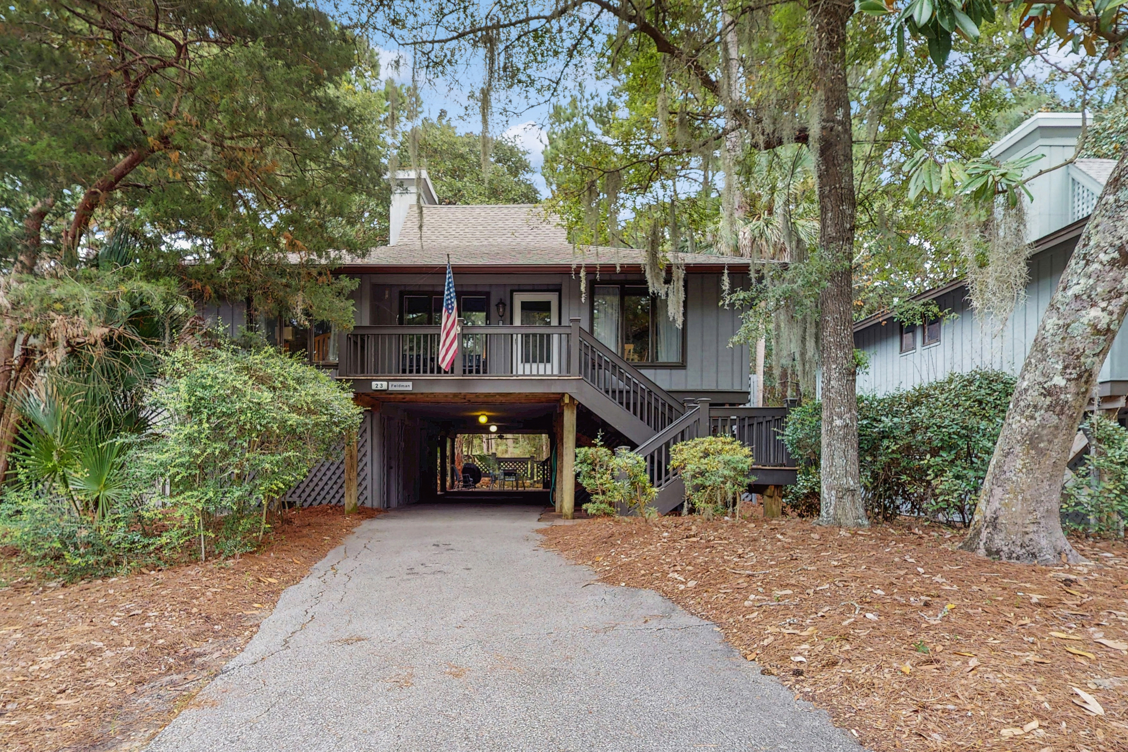 Scenic-view cottage with sunroom, deck, kitchen & pool - close to beach & golf