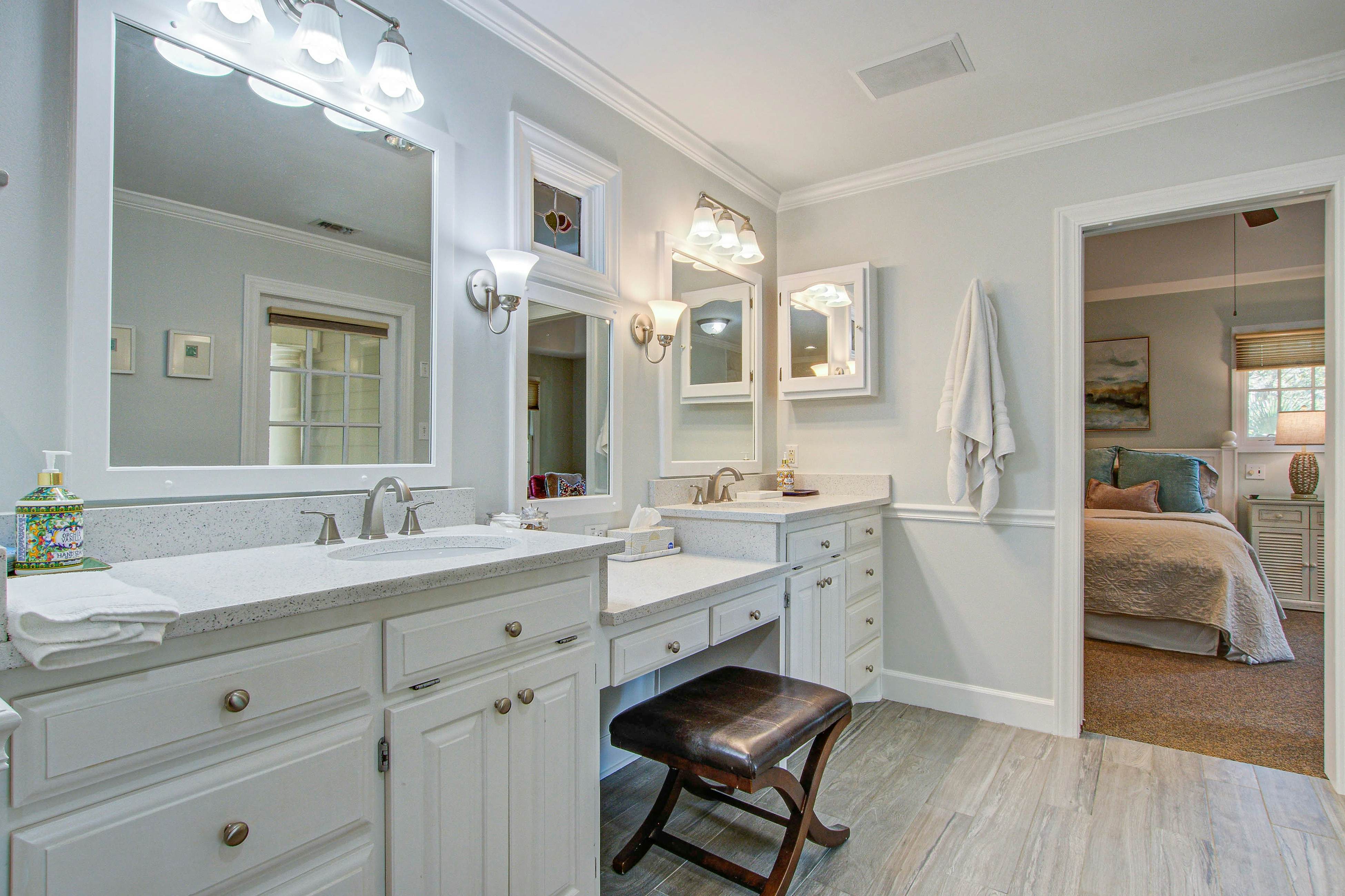 Quiet, Secluded Home w/ Private Pool - Close to Nature Trails, Beach, & Golf