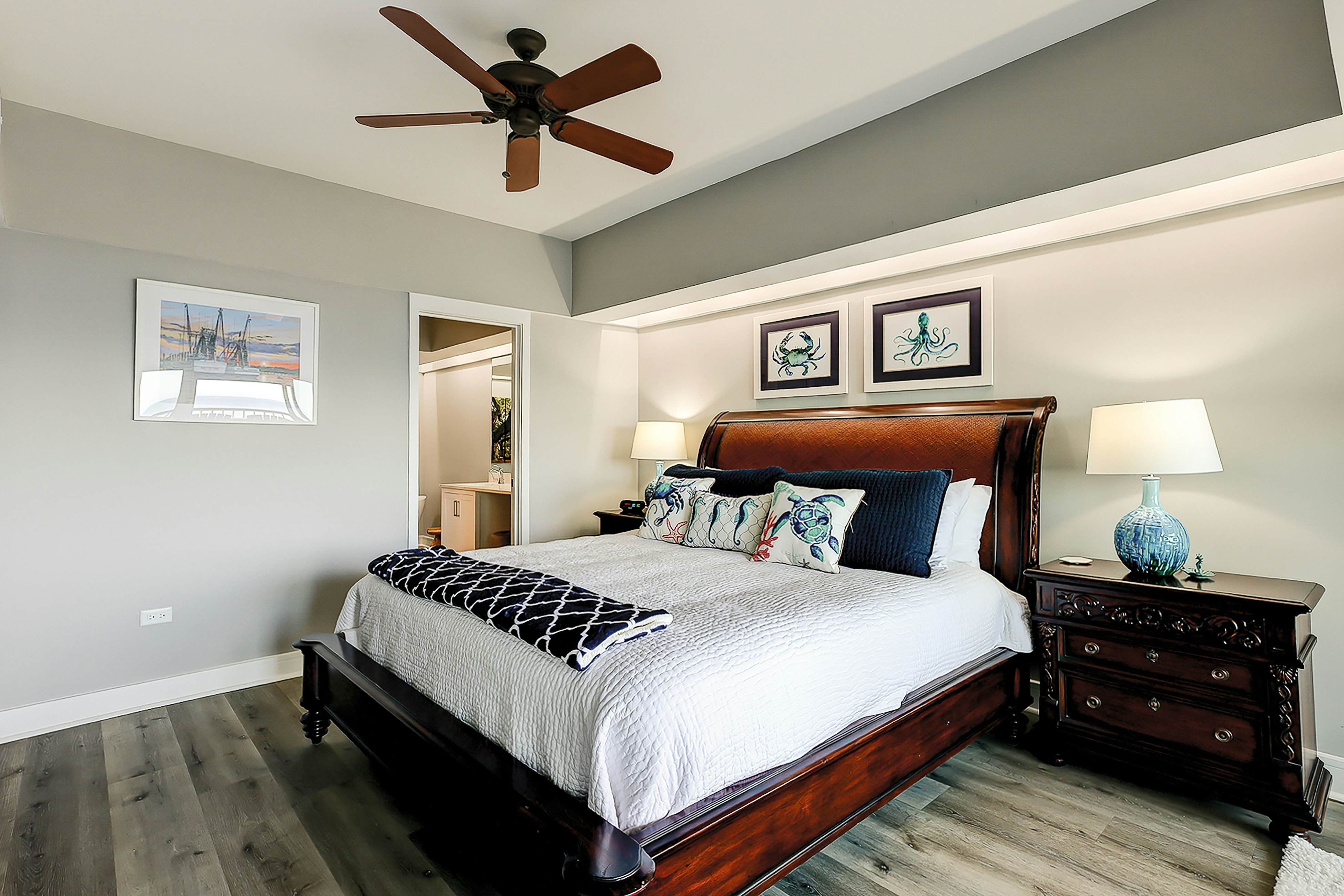 Oceanfront condo on the beach with shared pool, hot tub, & gorgeous decor