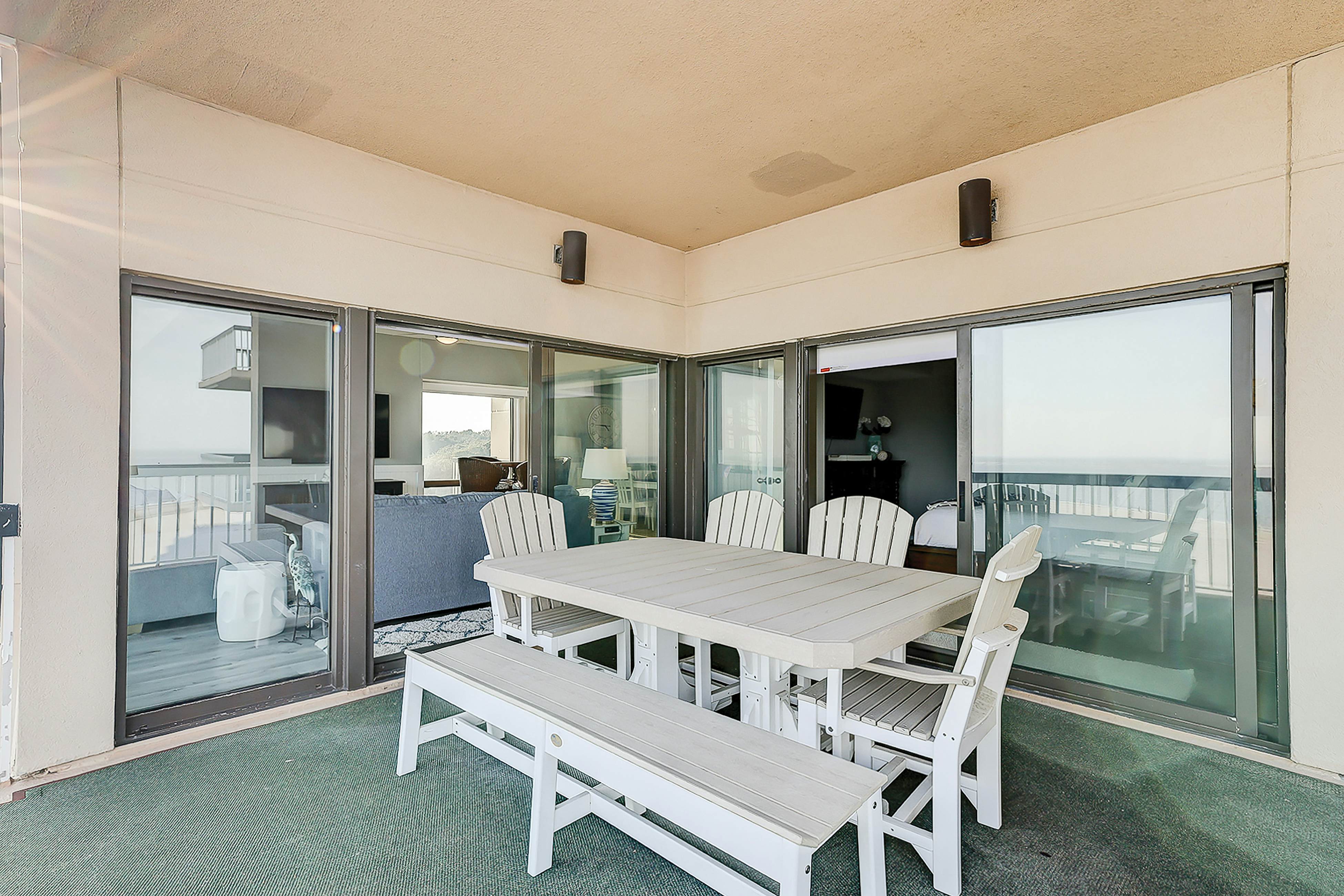 Oceanfront condo on the beach with shared pool, hot tub, & gorgeous decor