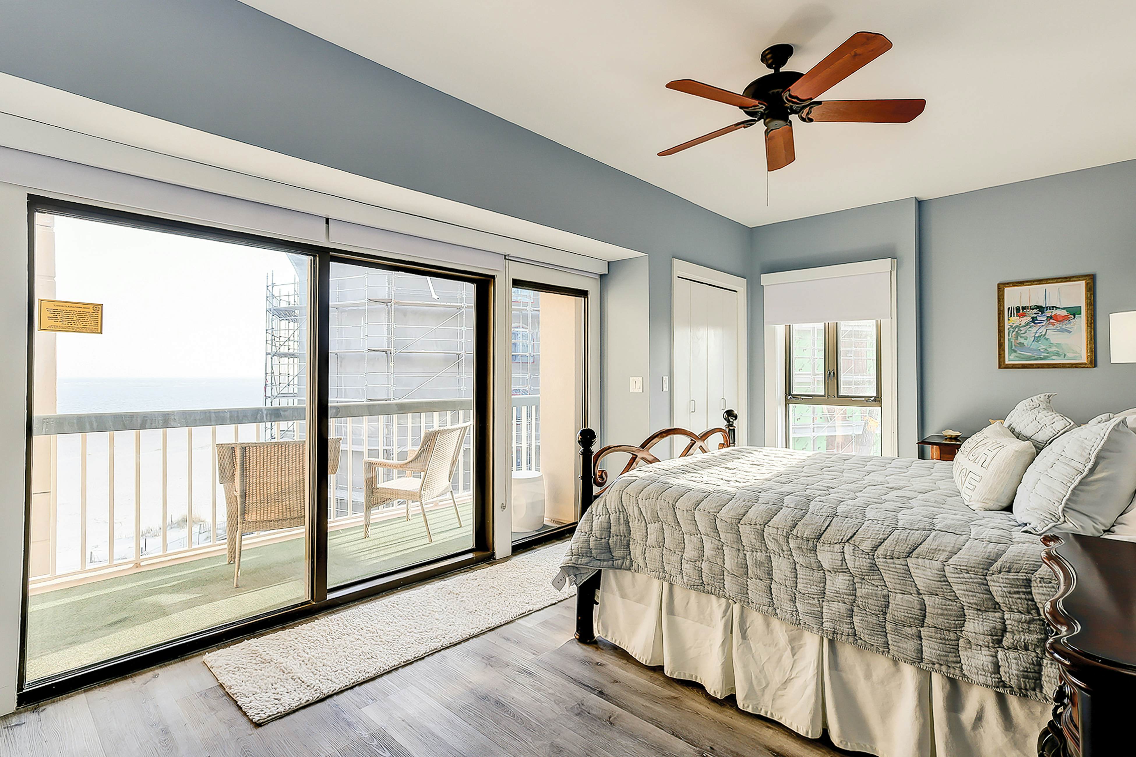 Oceanfront condo on the beach with shared pool, hot tub, & gorgeous decor