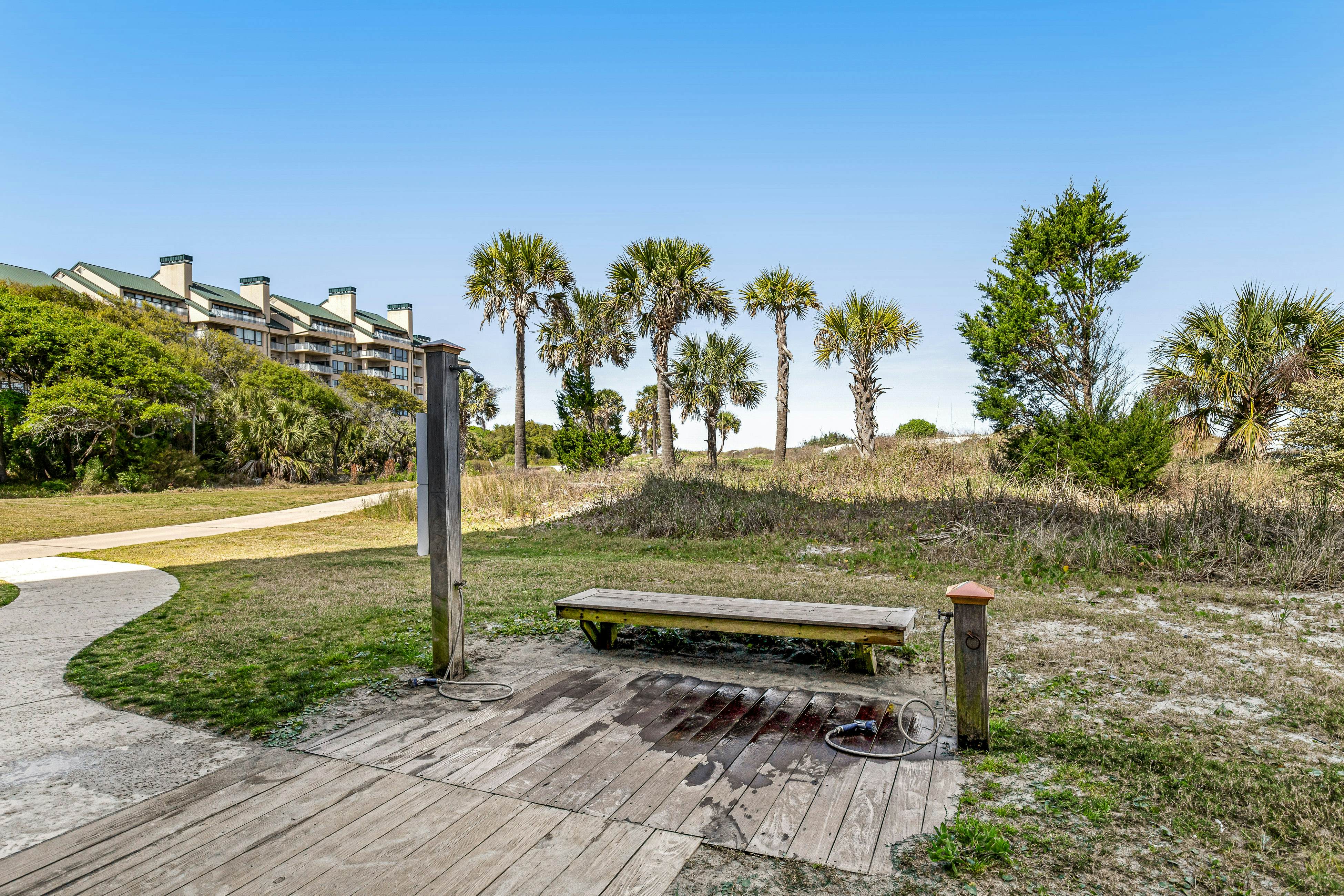Oceanfront condo on the beach with shared pool, hot tub, & gorgeous decor