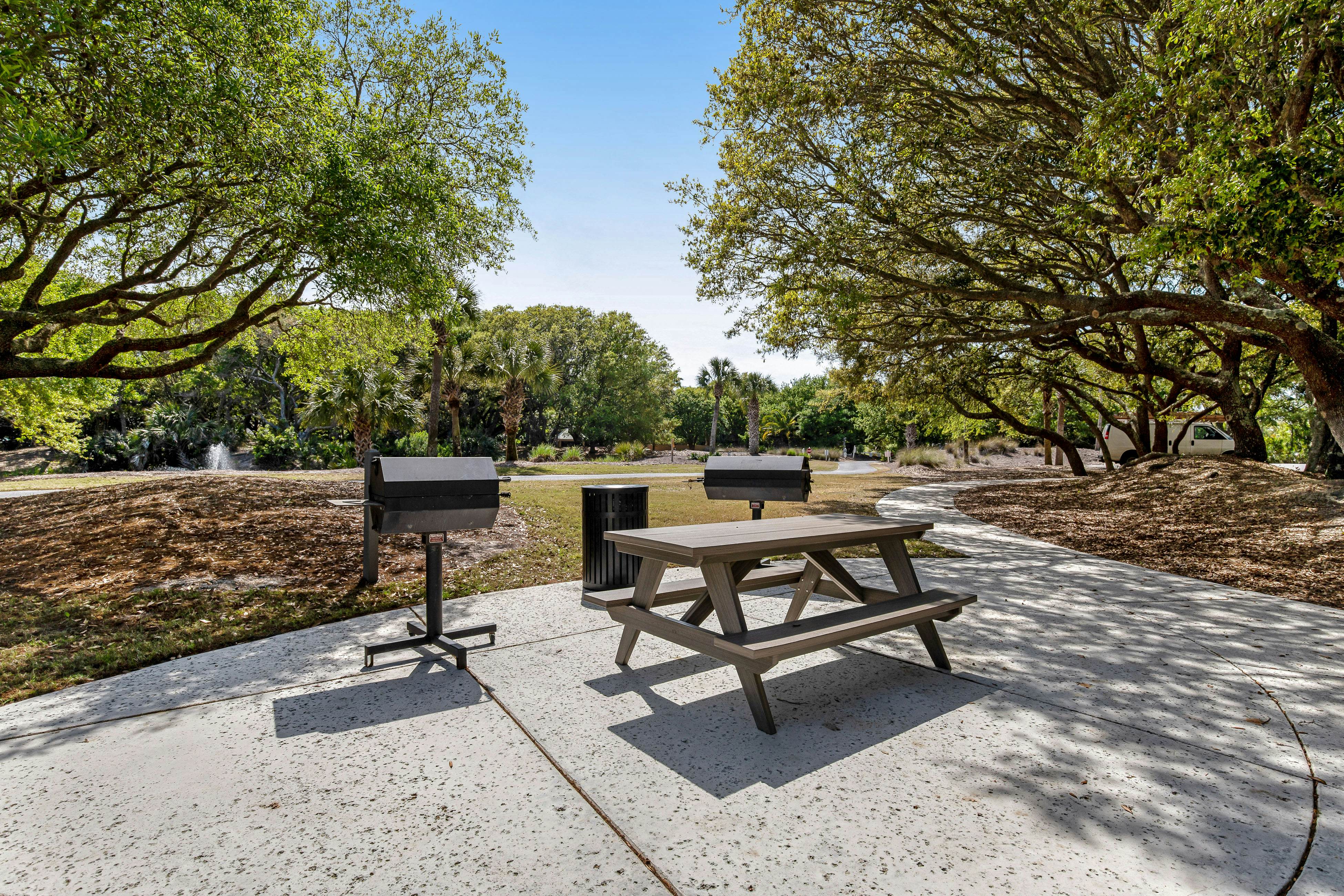 Oceanfront condo on the beach with shared pool, hot tub, & gorgeous decor