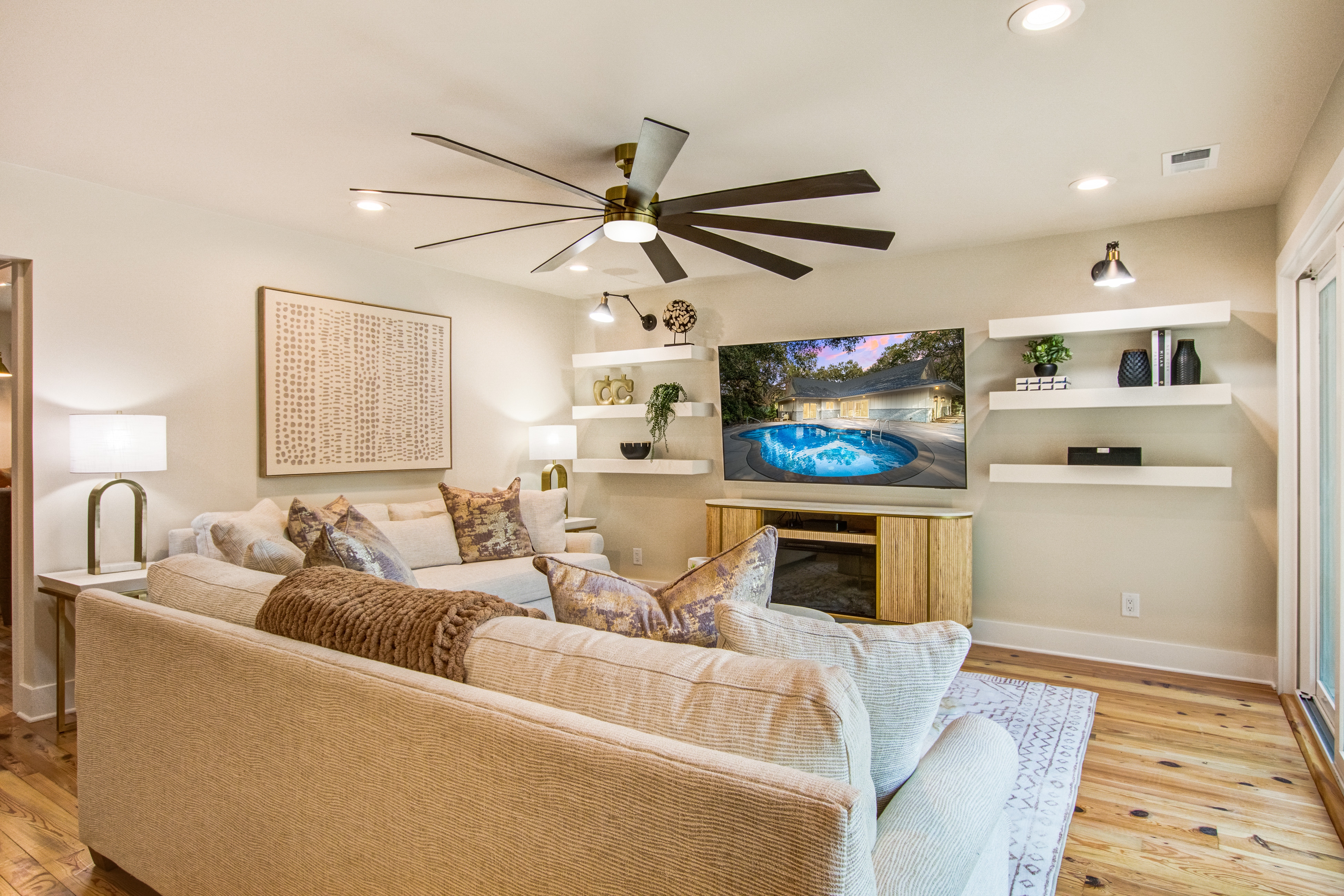 Luxury Beach Retreat with Private Pool – Walk to the Ocean