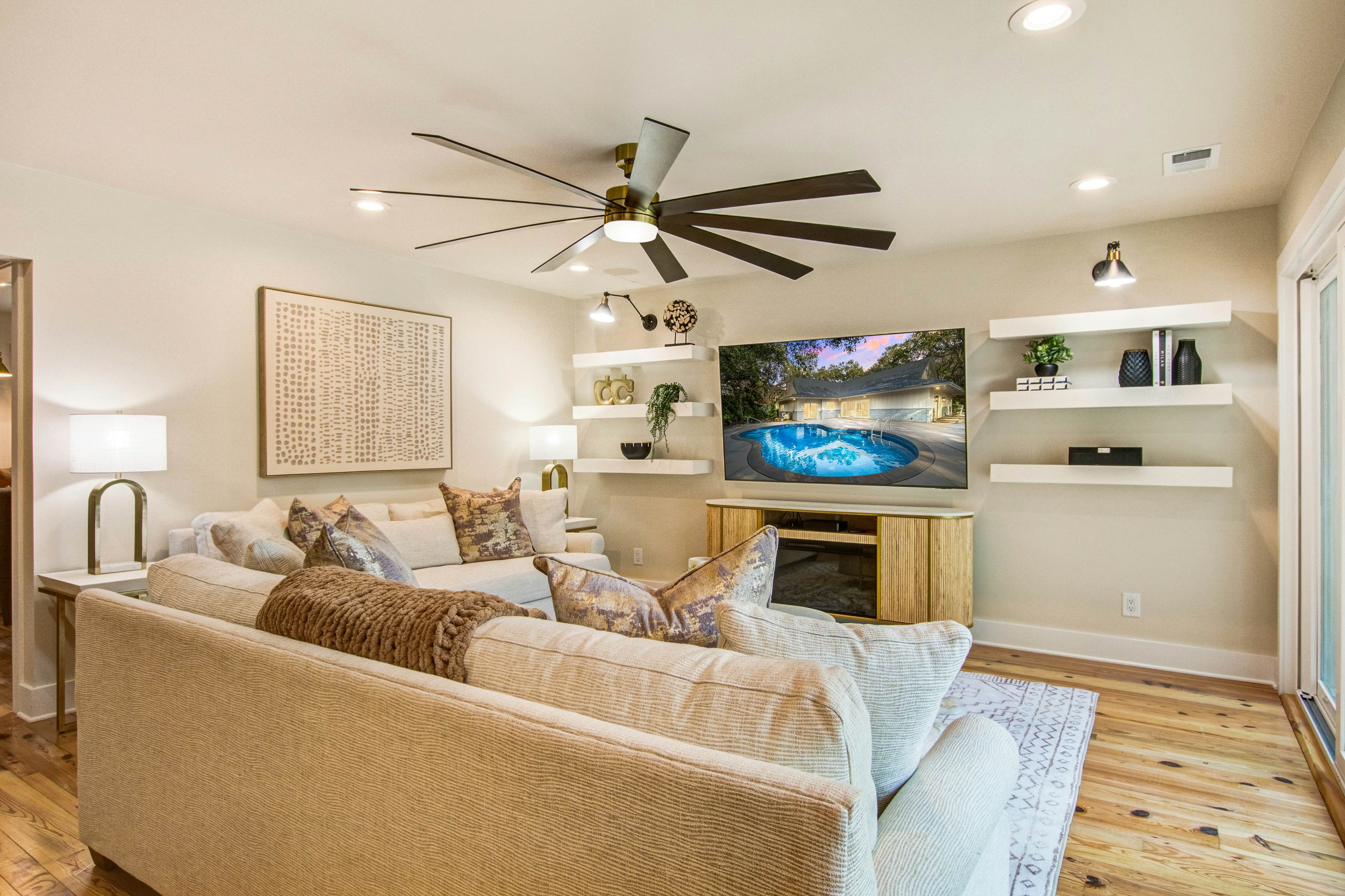 Luxury Beach Retreat with Private Pool – Walk to the Ocean