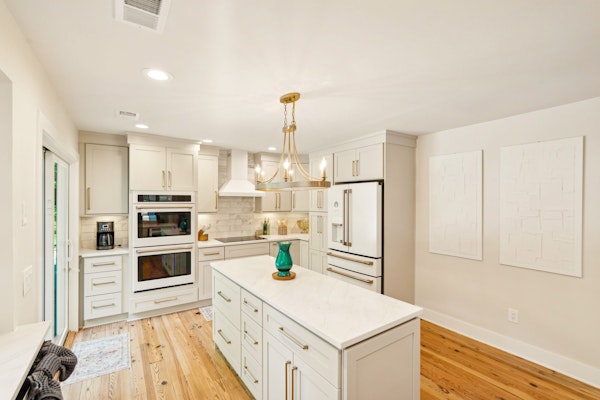 Luxury Beach Retreat with Private Pool – Walk to the Ocean