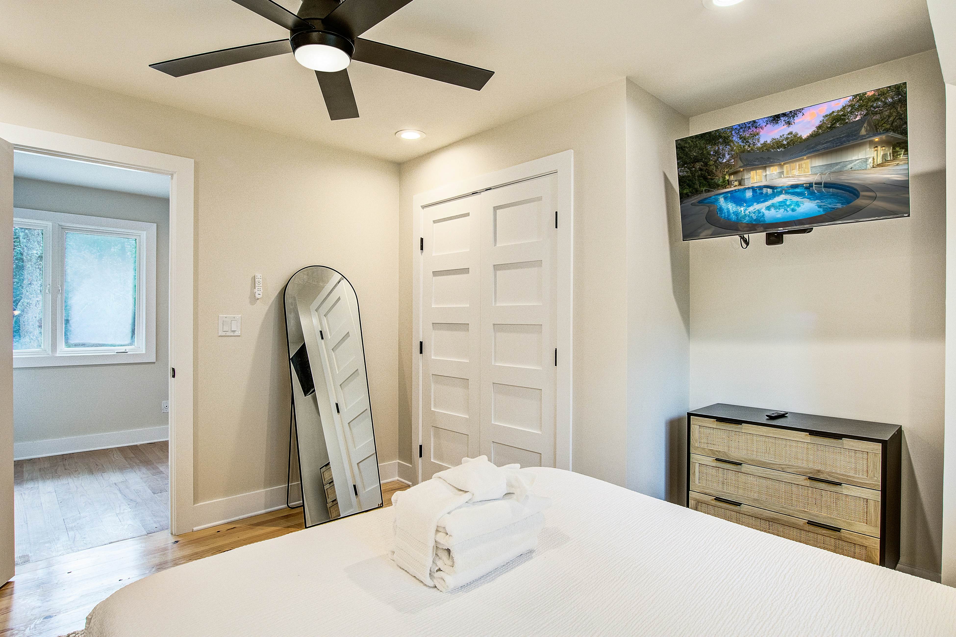 Luxury Beach Retreat with Private Pool – Walk to the Ocean