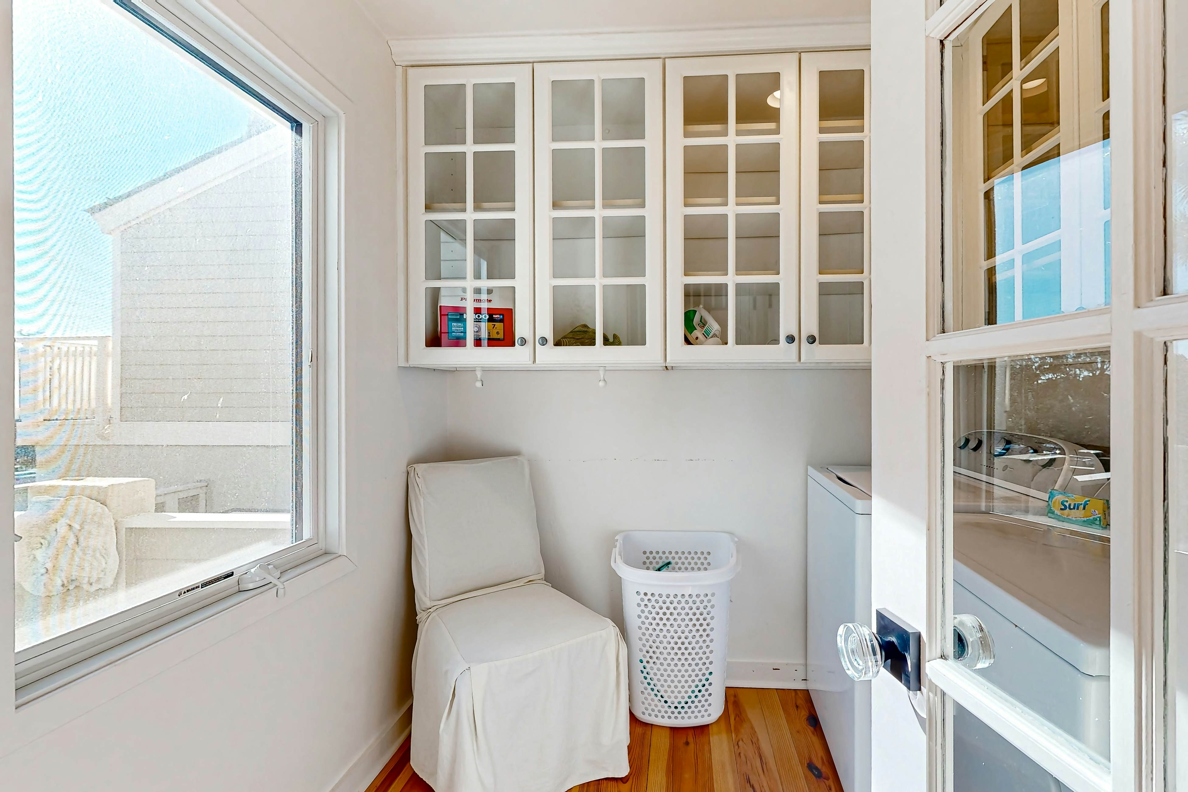 Updated townhouse with outside deck, shared pool, tennis, pickleball and beach